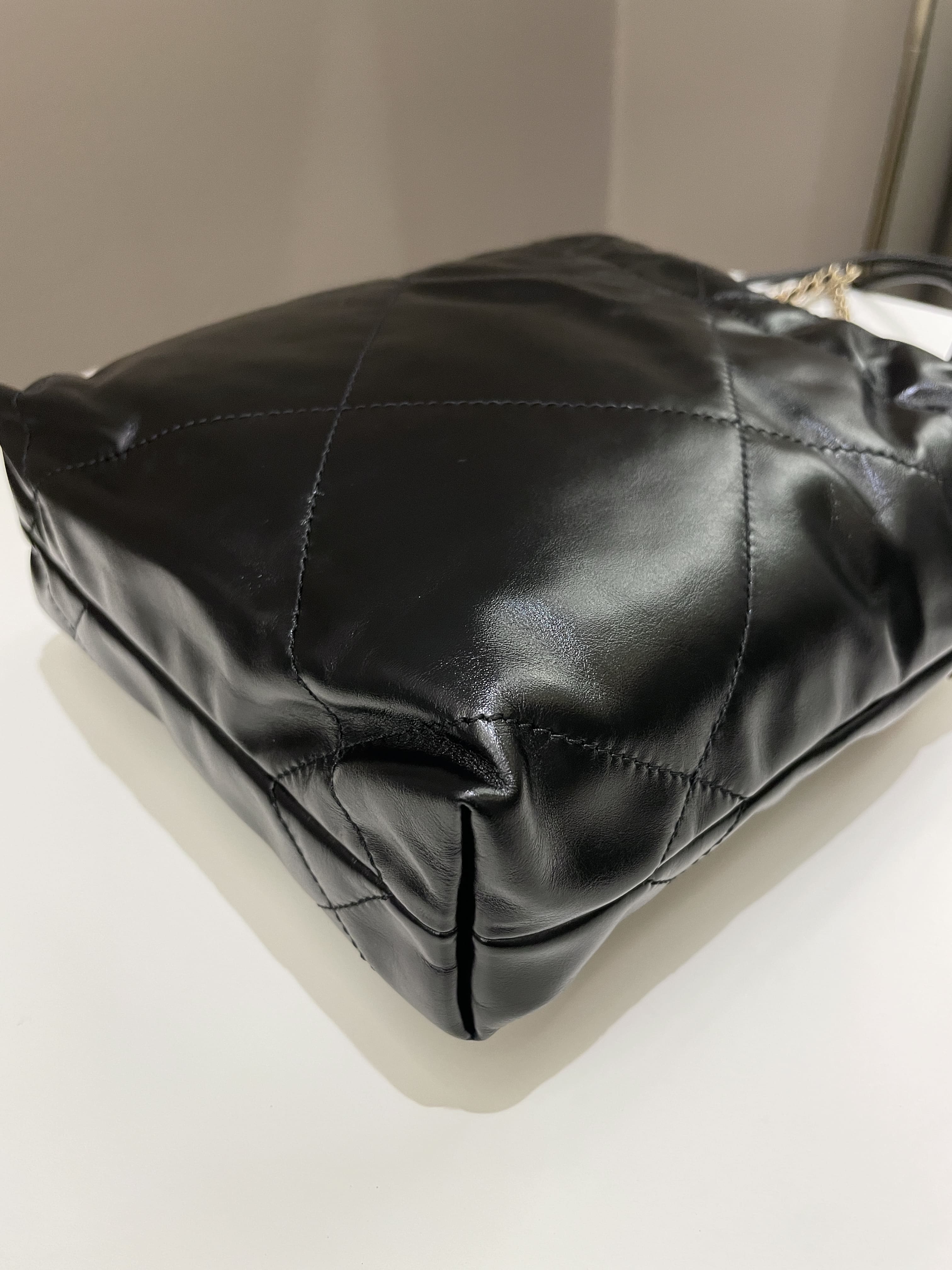 Chanel 22 Mini Black Calfskin