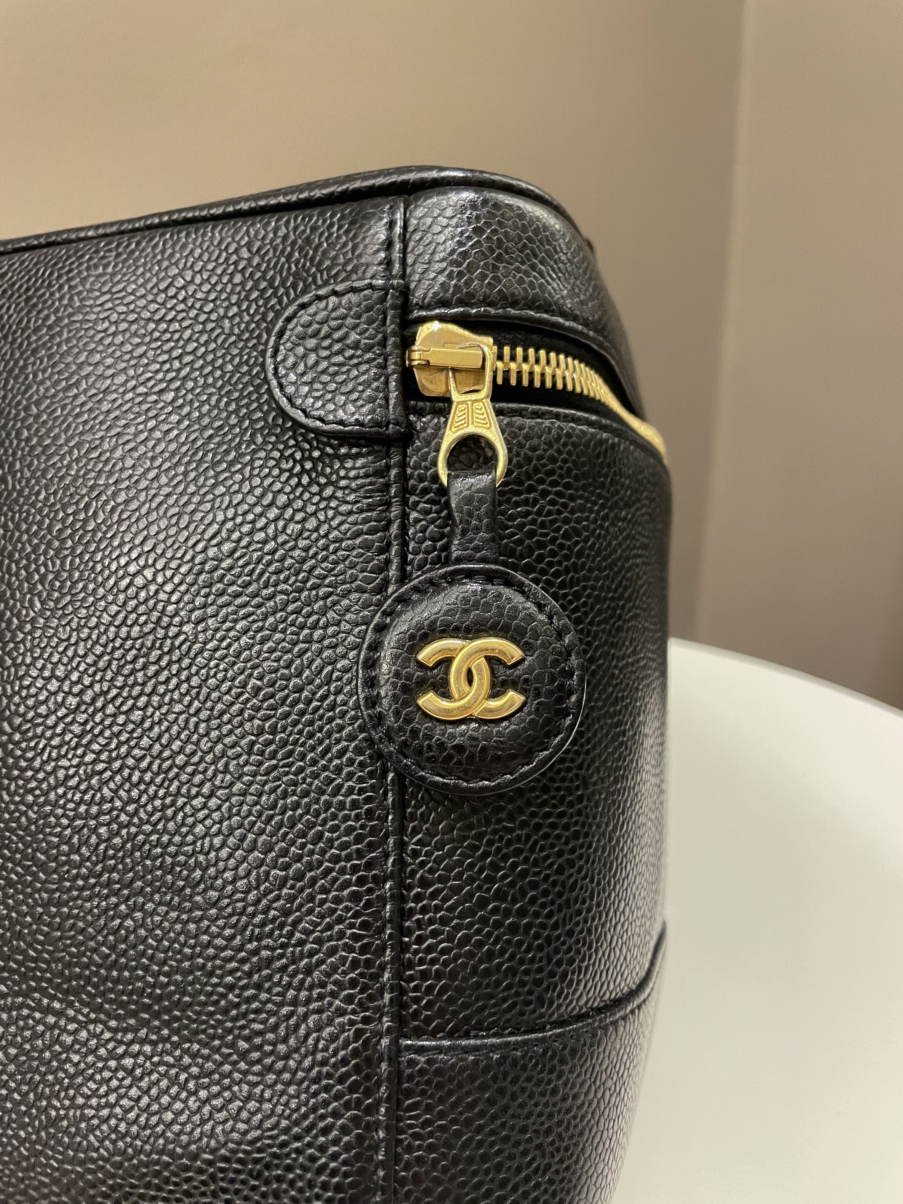Chanel Vintage Vanity Black Caviar