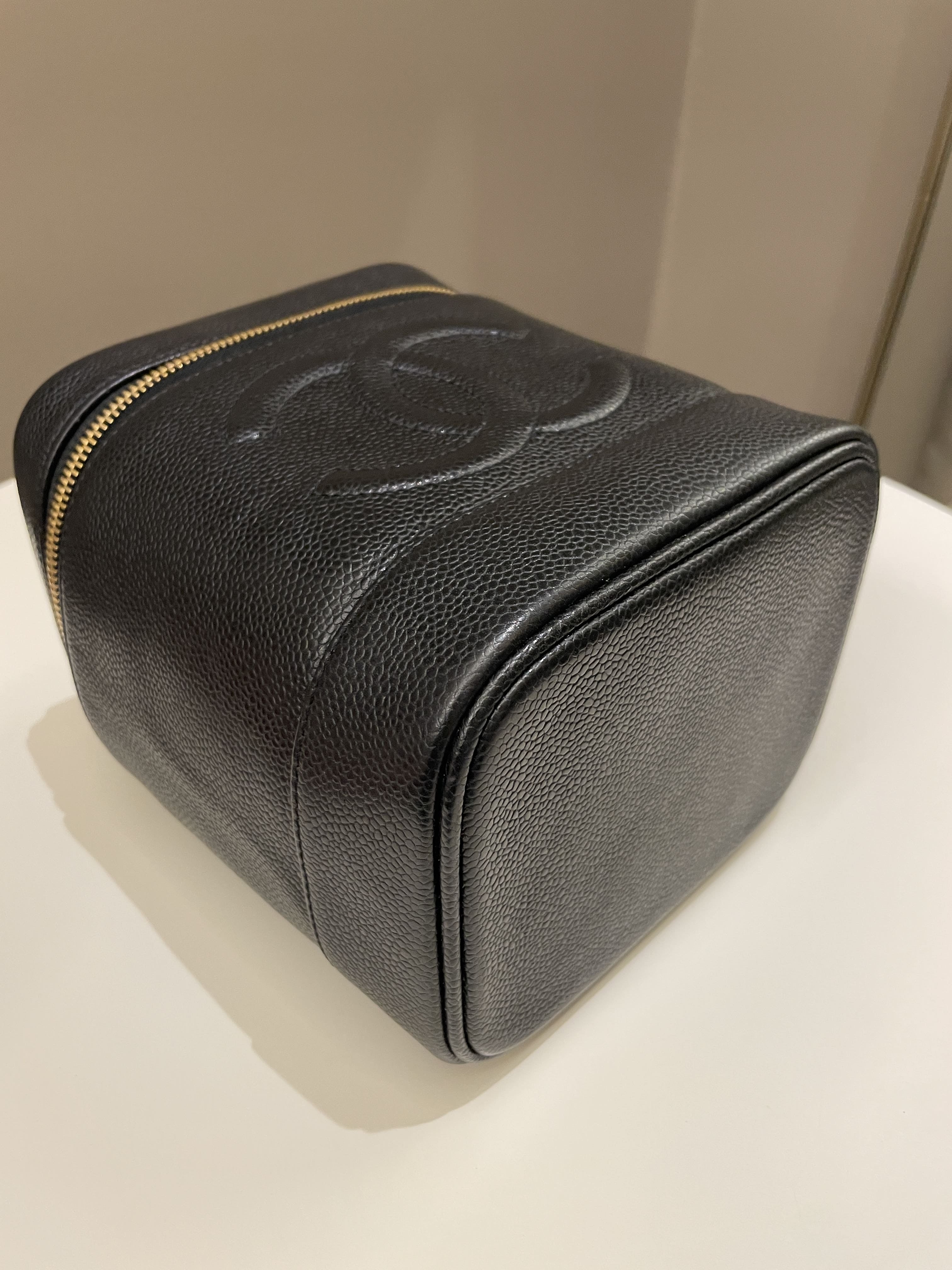 Chanel Vintage Vanity Black Caviar