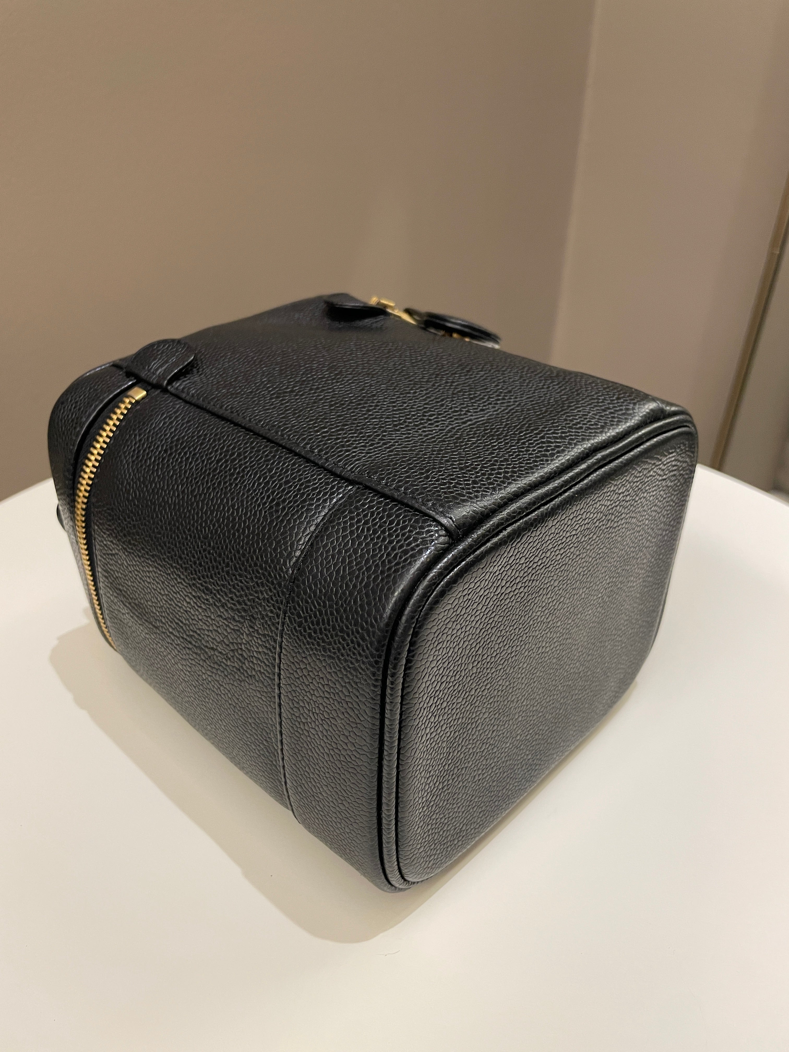 Chanel Vintage Vanity Black Caviar
