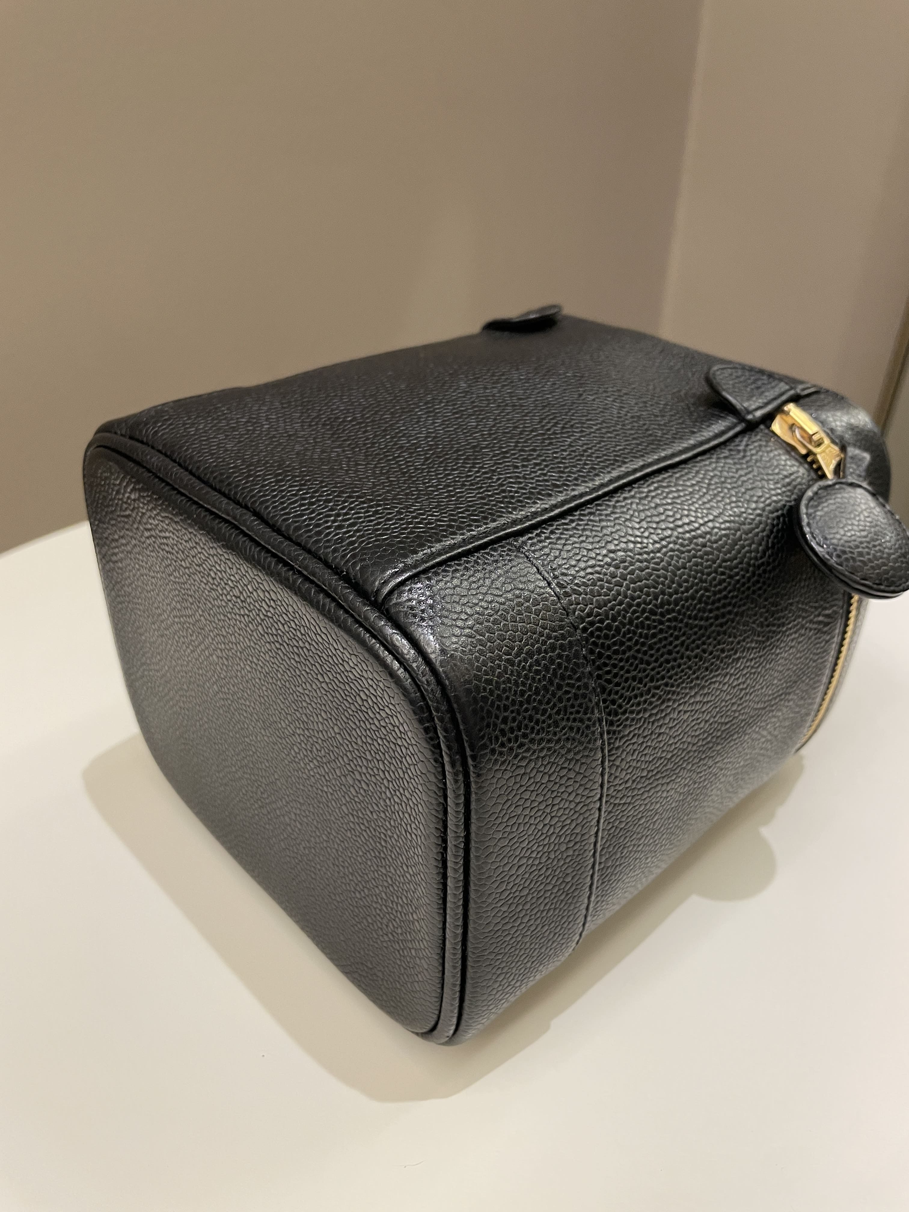 Chanel Vintage Vanity Black Caviar