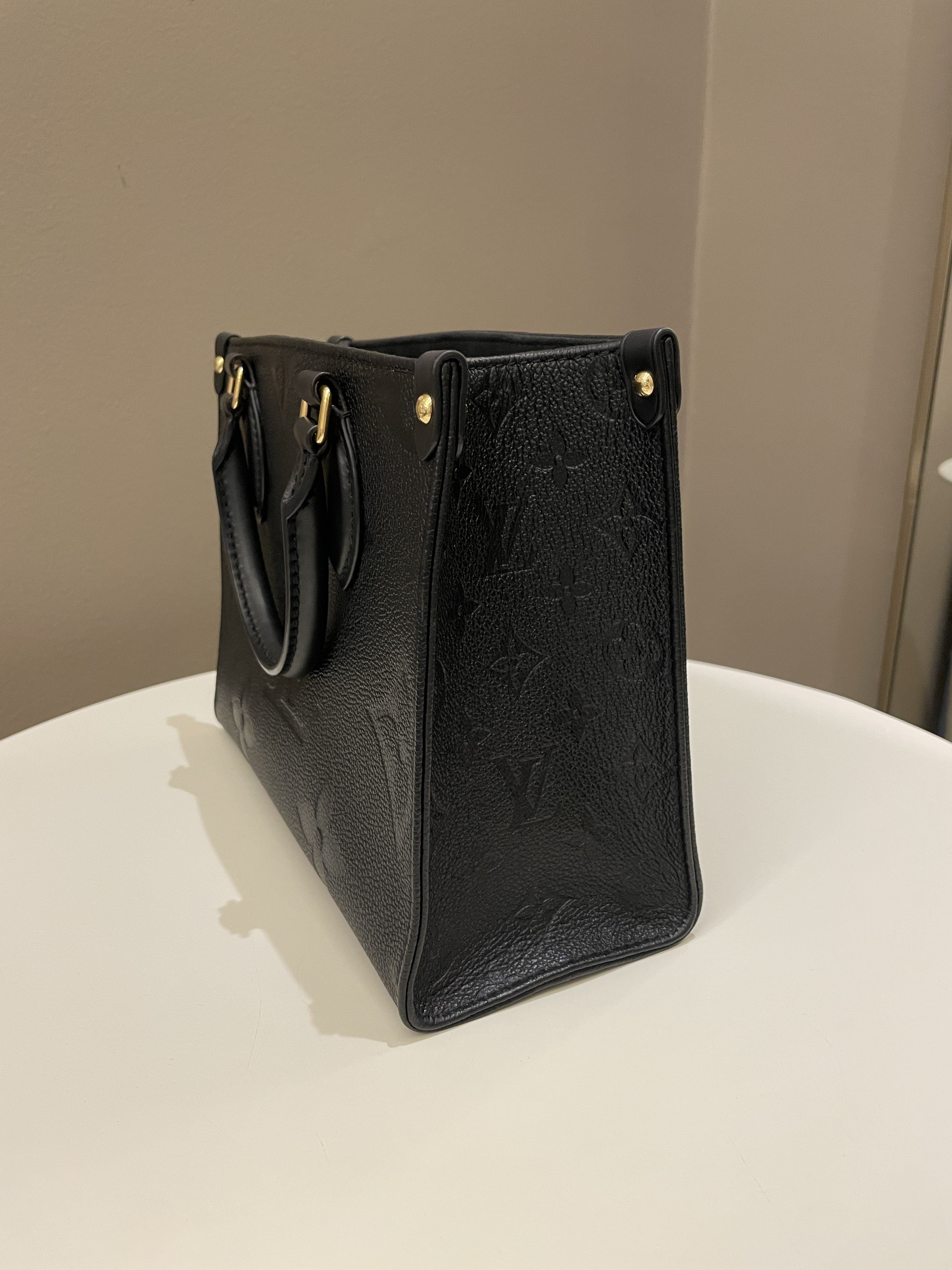 Louis Vuitton OnTheGo PM Black Empreinte