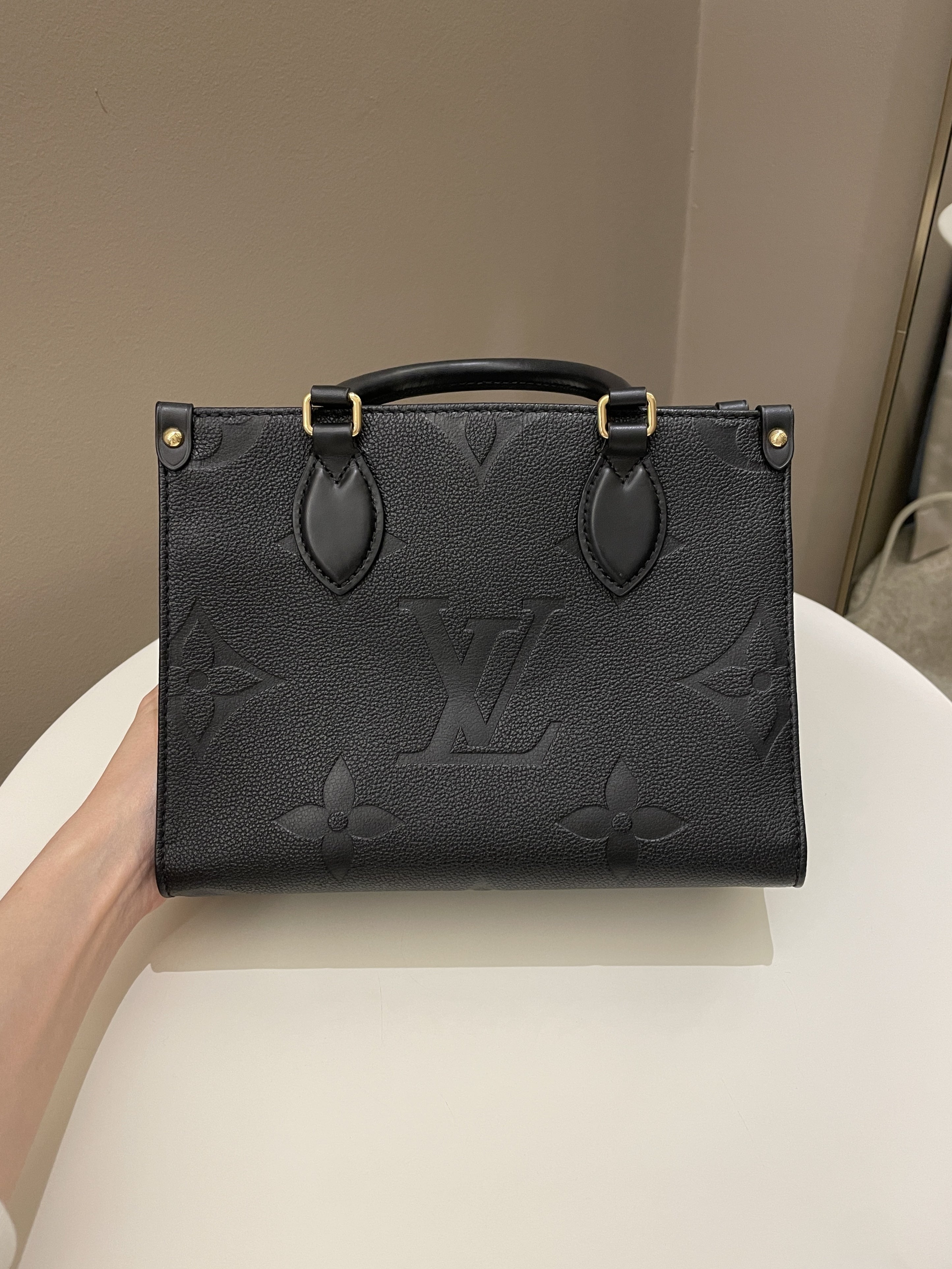 Louis Vuitton OnTheGo PM Black Empreinte
