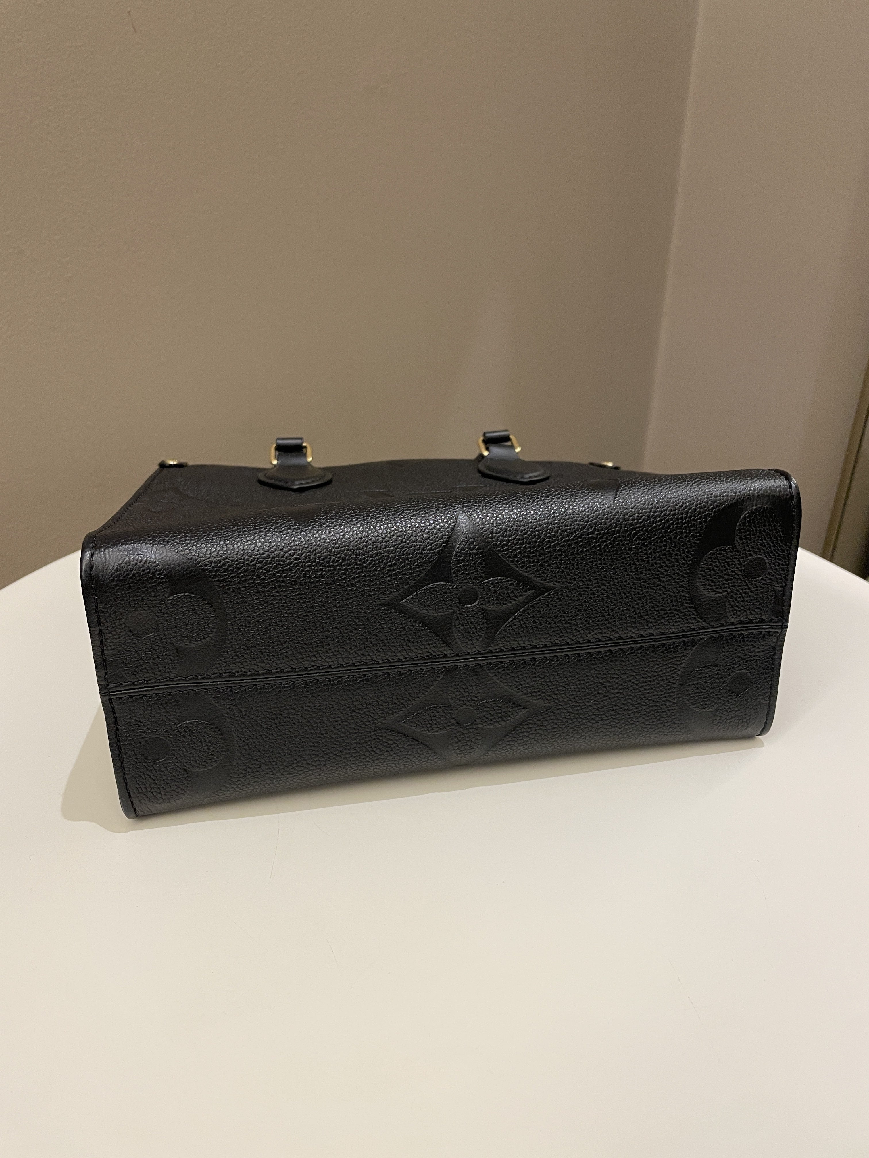 Louis Vuitton OnTheGo PM Black Empreinte