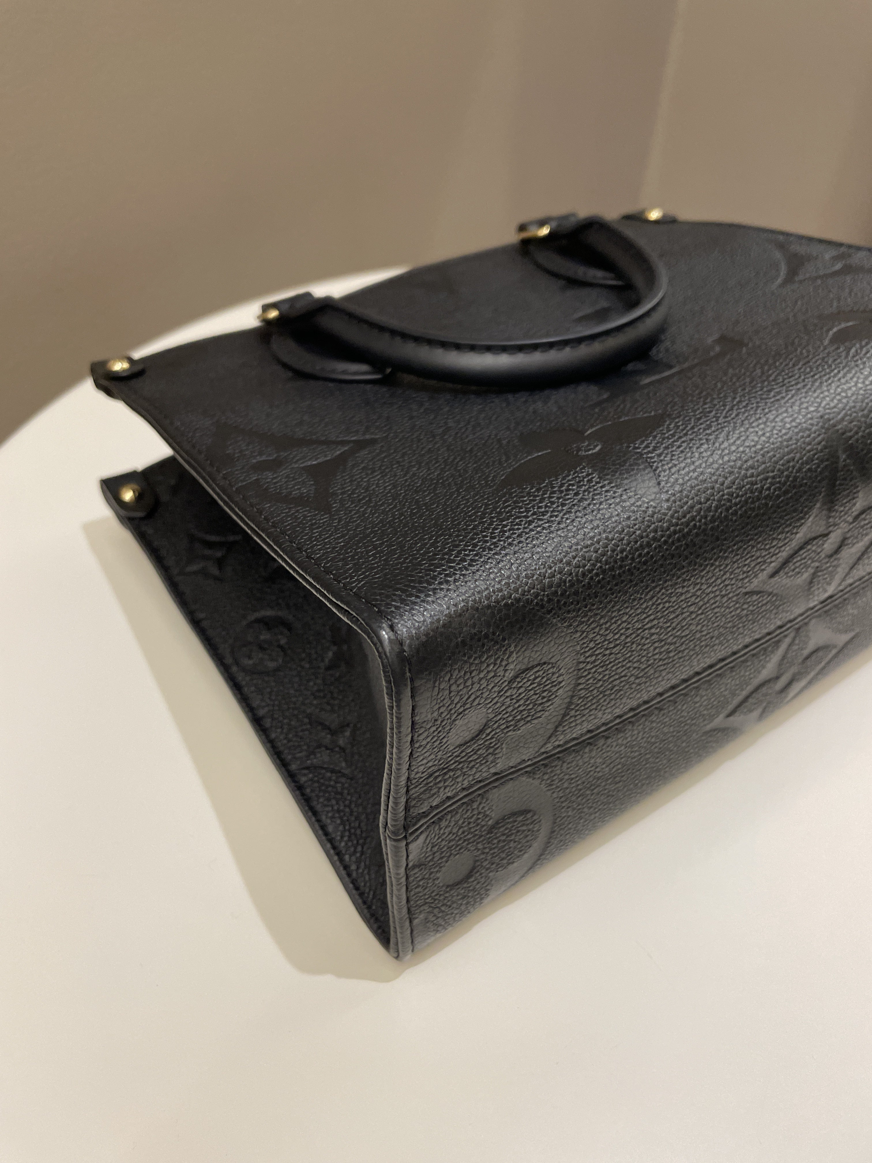 Louis Vuitton OnTheGo PM Black Empreinte