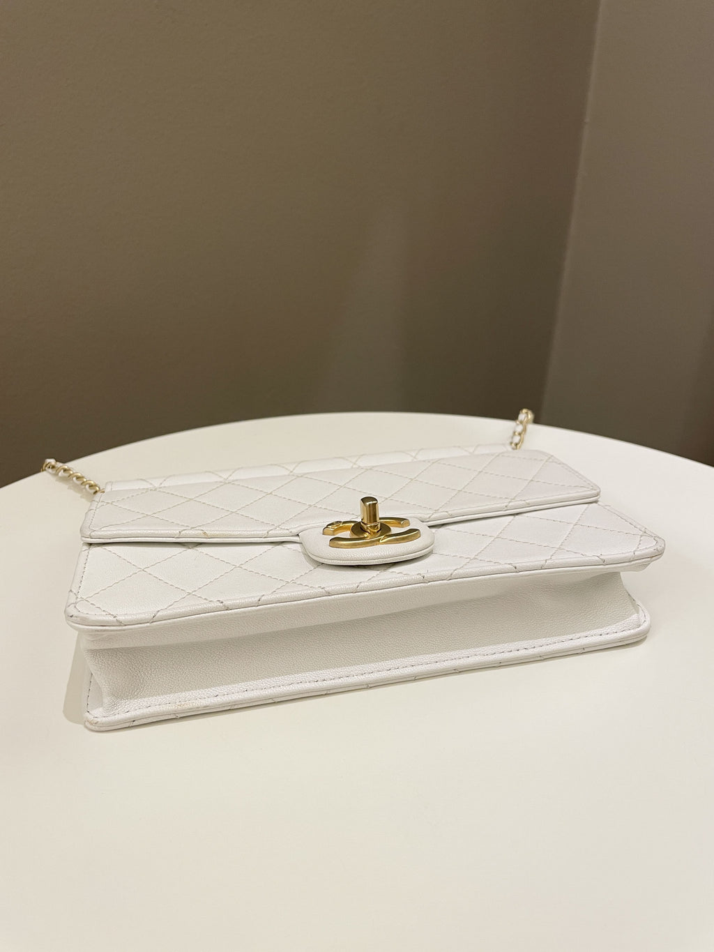 Chanel Pearl Chain Flap Bag White Stiff Lambskin