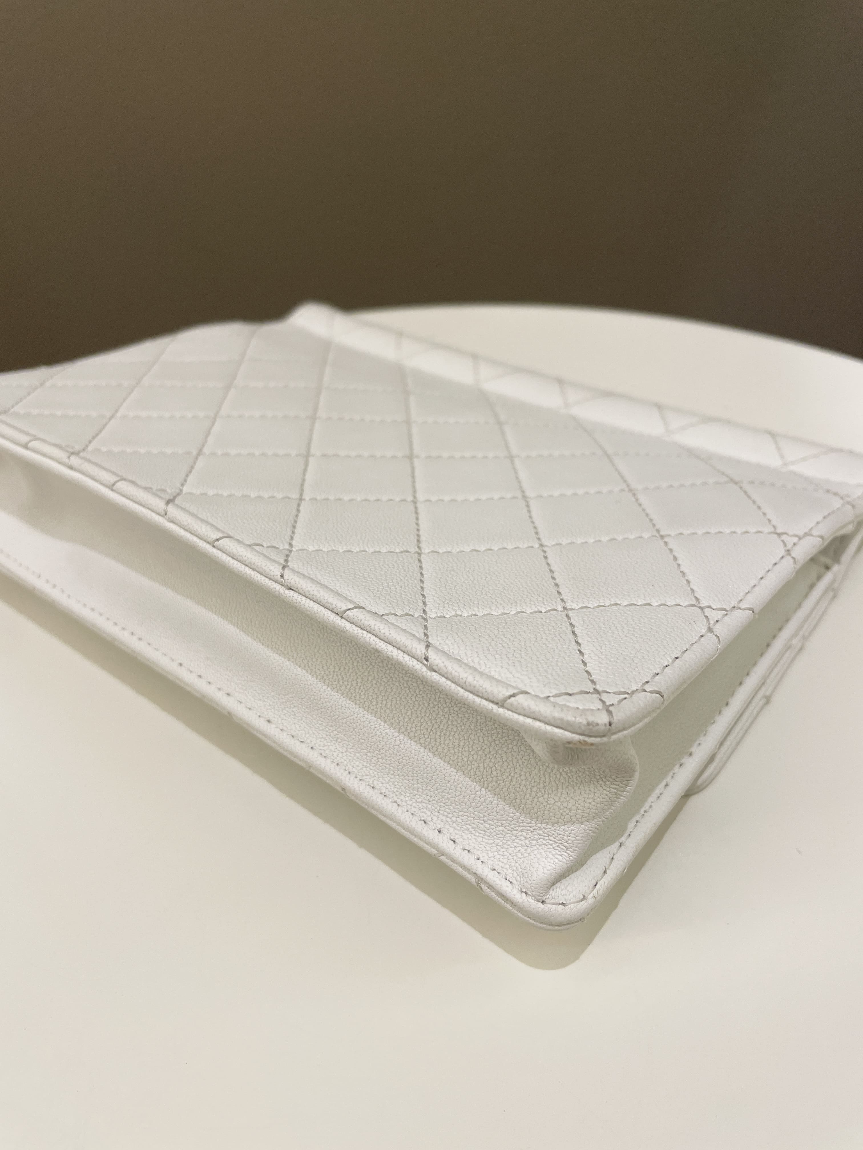 Chanel Pearl Chain Flap Bag White Stiff Lambskin
