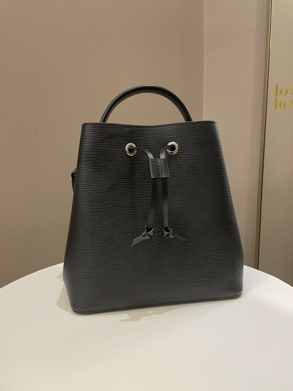 Louis Vuitton Neonoe MM Black Epi