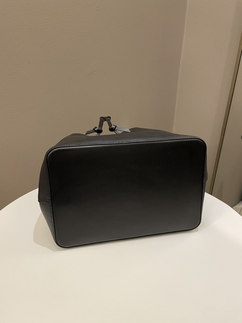 Louis Vuitton Neonoe MM Black Epi