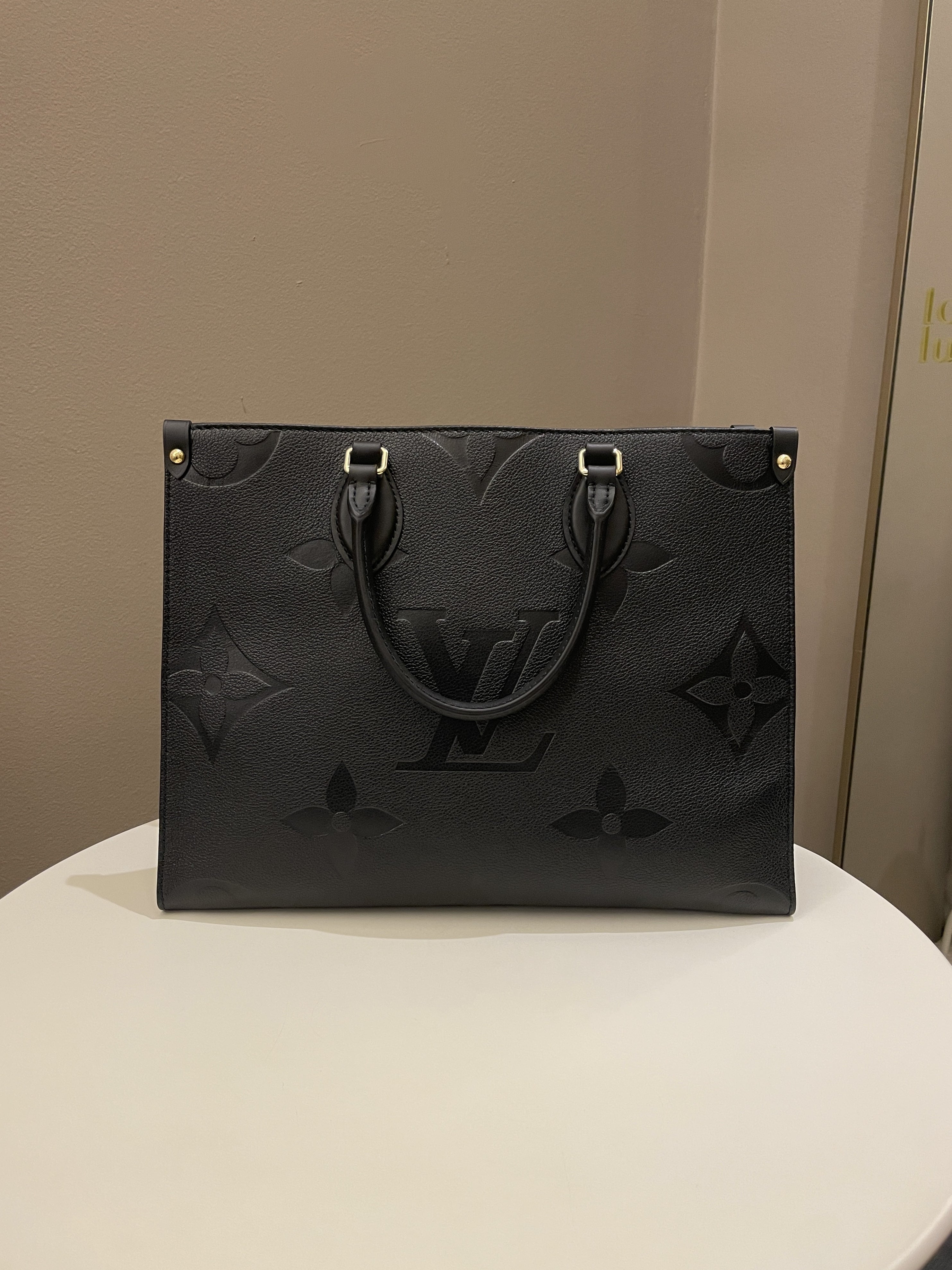 Louis Vuitton OnTheGo MM Black Empreinte