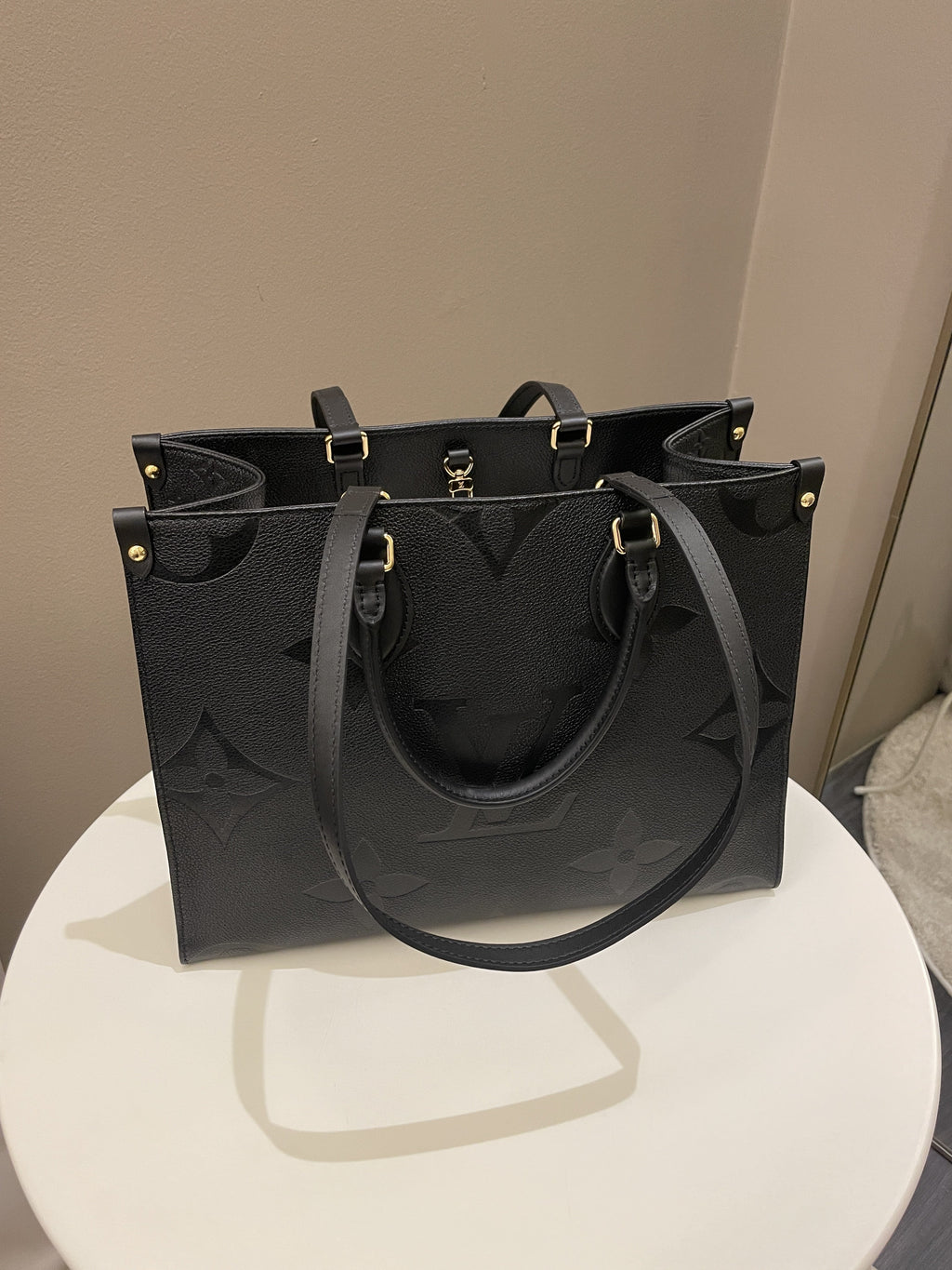Louis Vuitton OnTheGo MM Black Empreinte