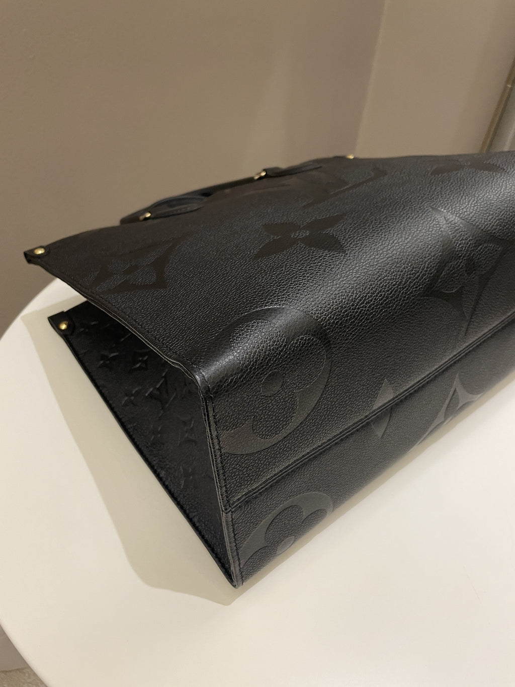 Louis Vuitton OnTheGo MM Black Empreinte