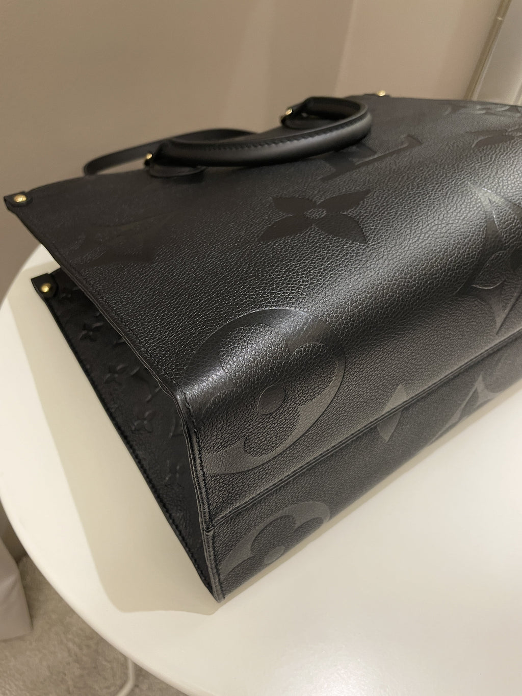 Louis Vuitton OnTheGo MM Black Empreinte