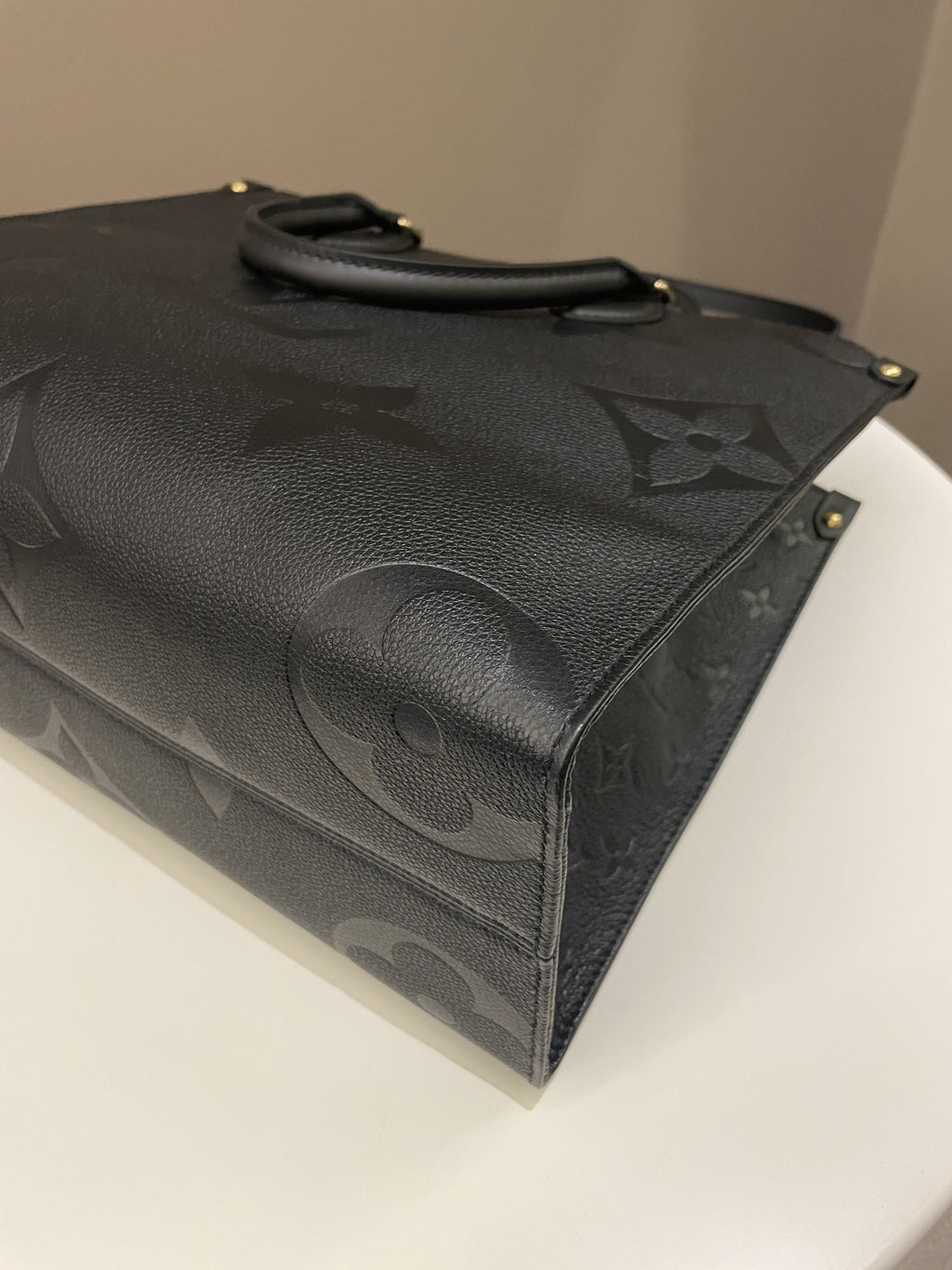 Louis Vuitton OnTheGo MM Black Empreinte