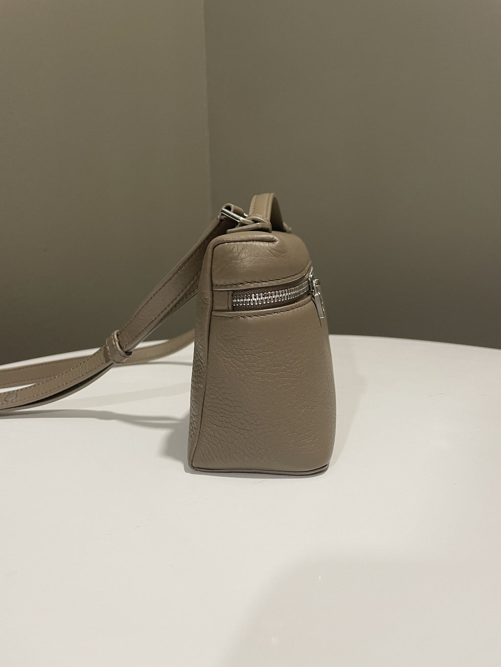 Loro Piana Extra Pocket Pouch 19 Etoupe