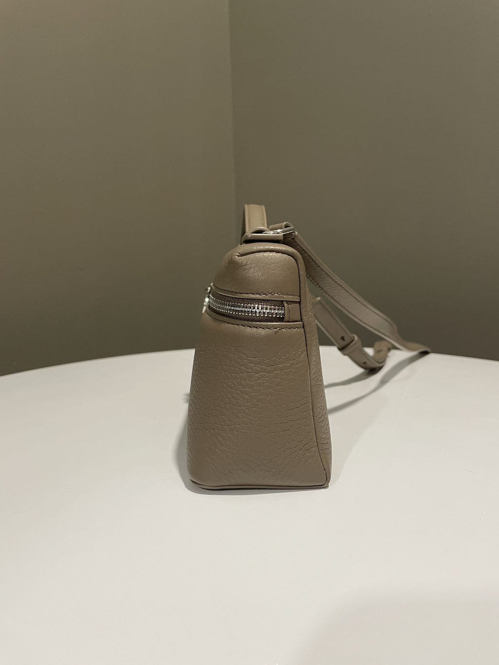 Loro Piana Extra Pocket Pouch 19 Etoupe