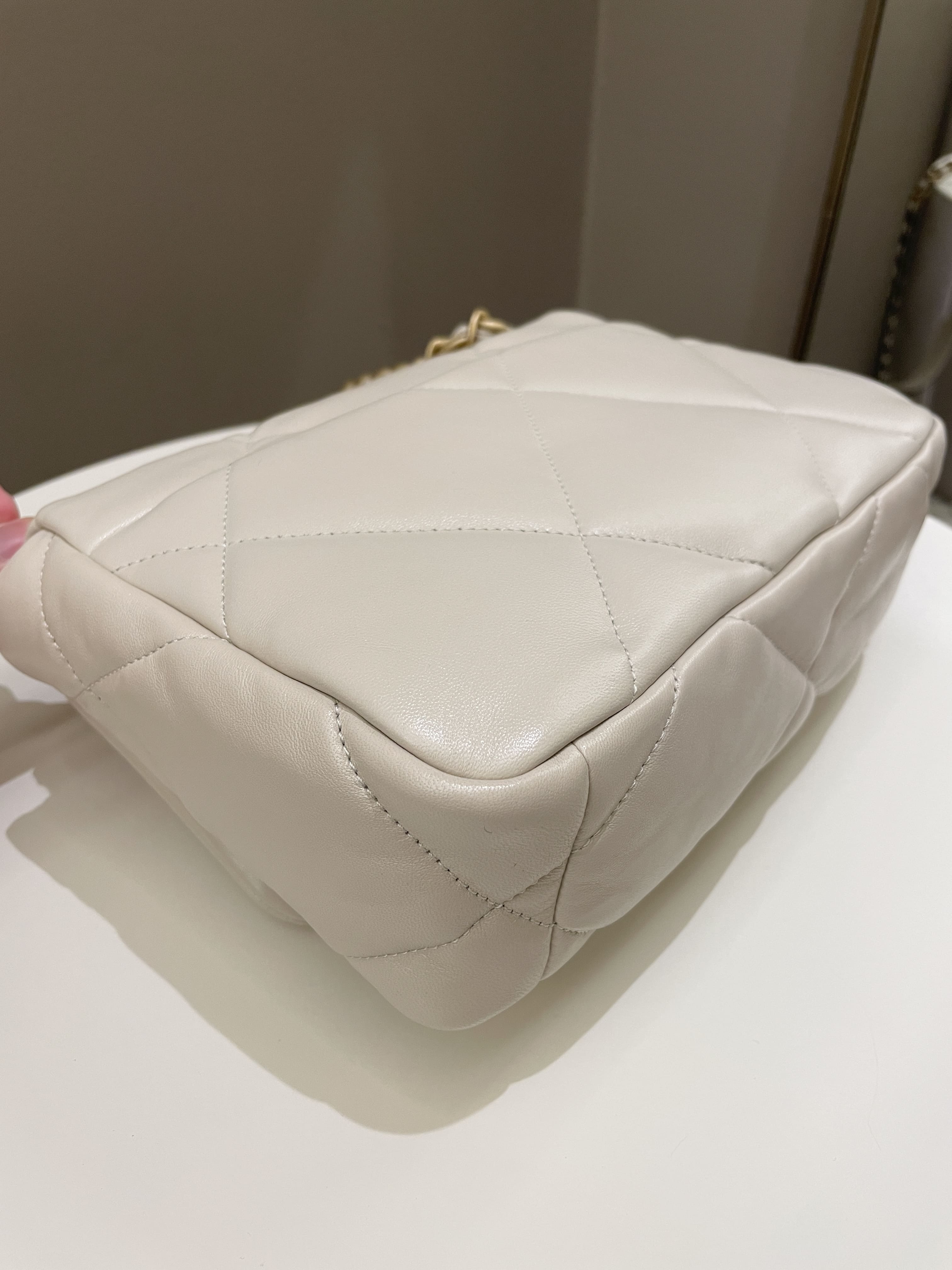 Chanel 19 Flap Bag Beige Lambskin