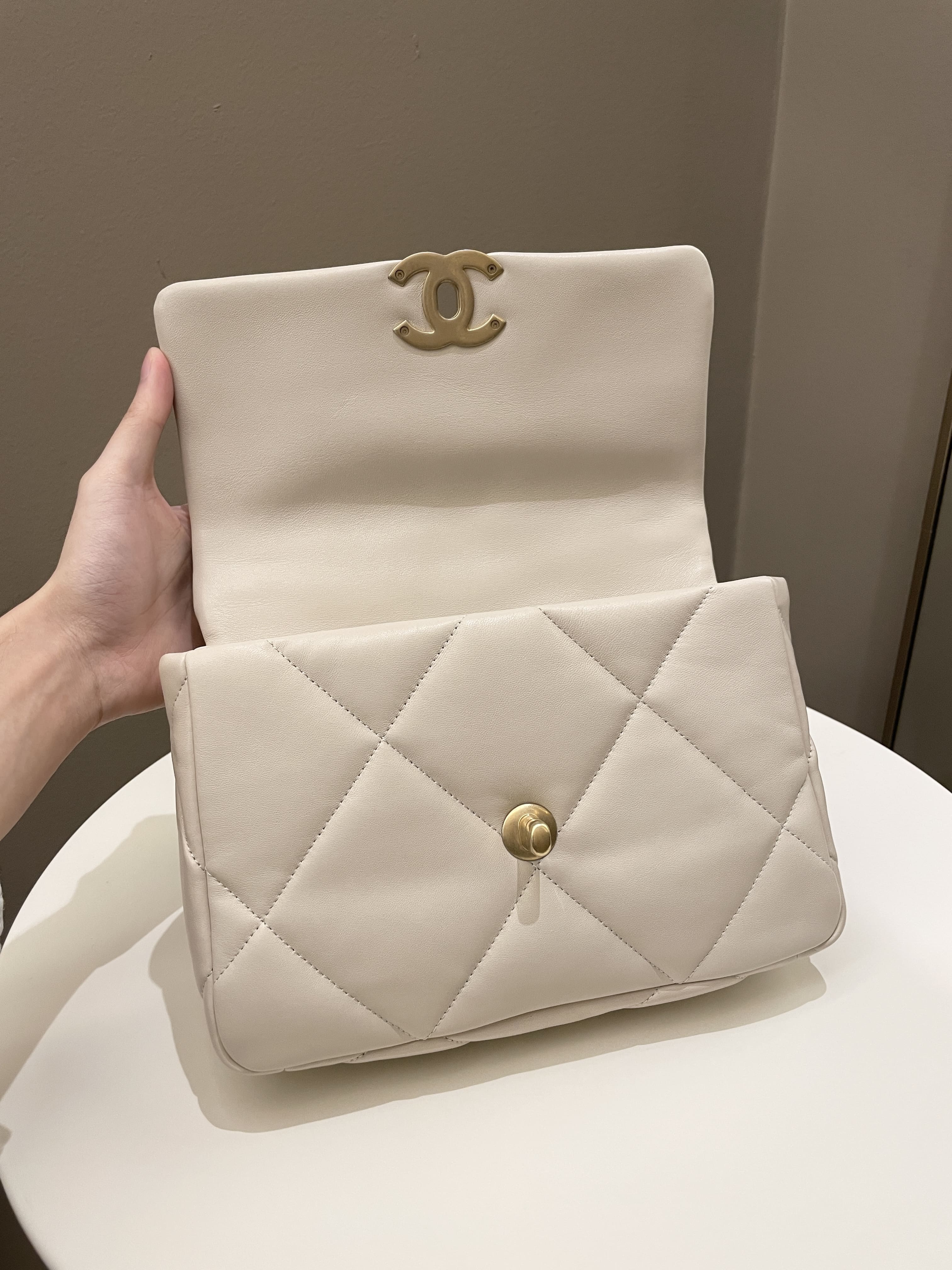 Chanel 19 Flap Bag Beige Lambskin