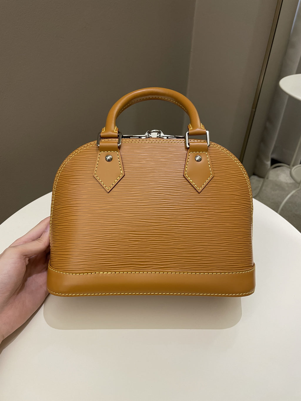 Louis Vuitton Alma BB Gold Miel Epi