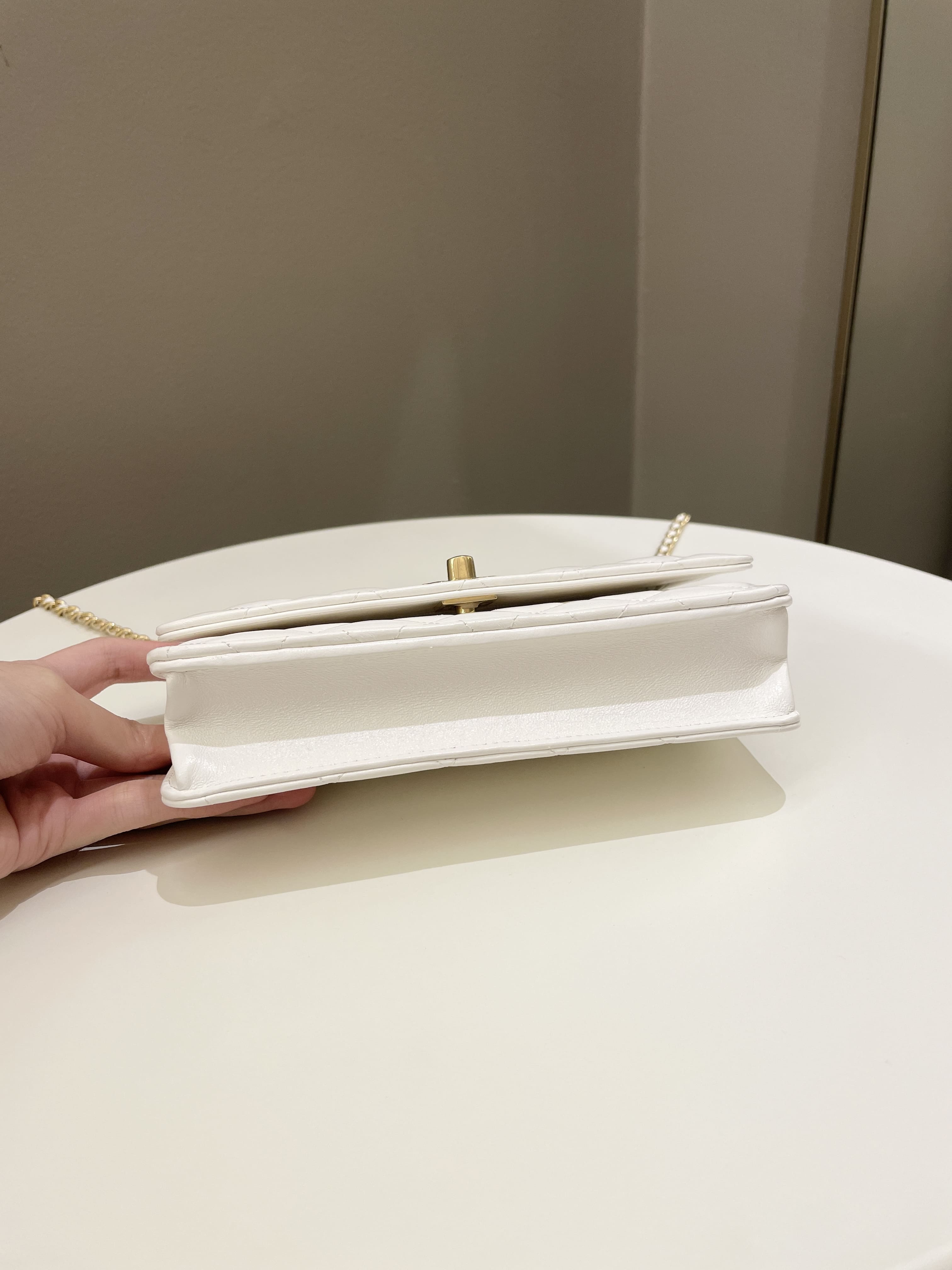 Chanel Quilted Wallet on Chain White Calfskin