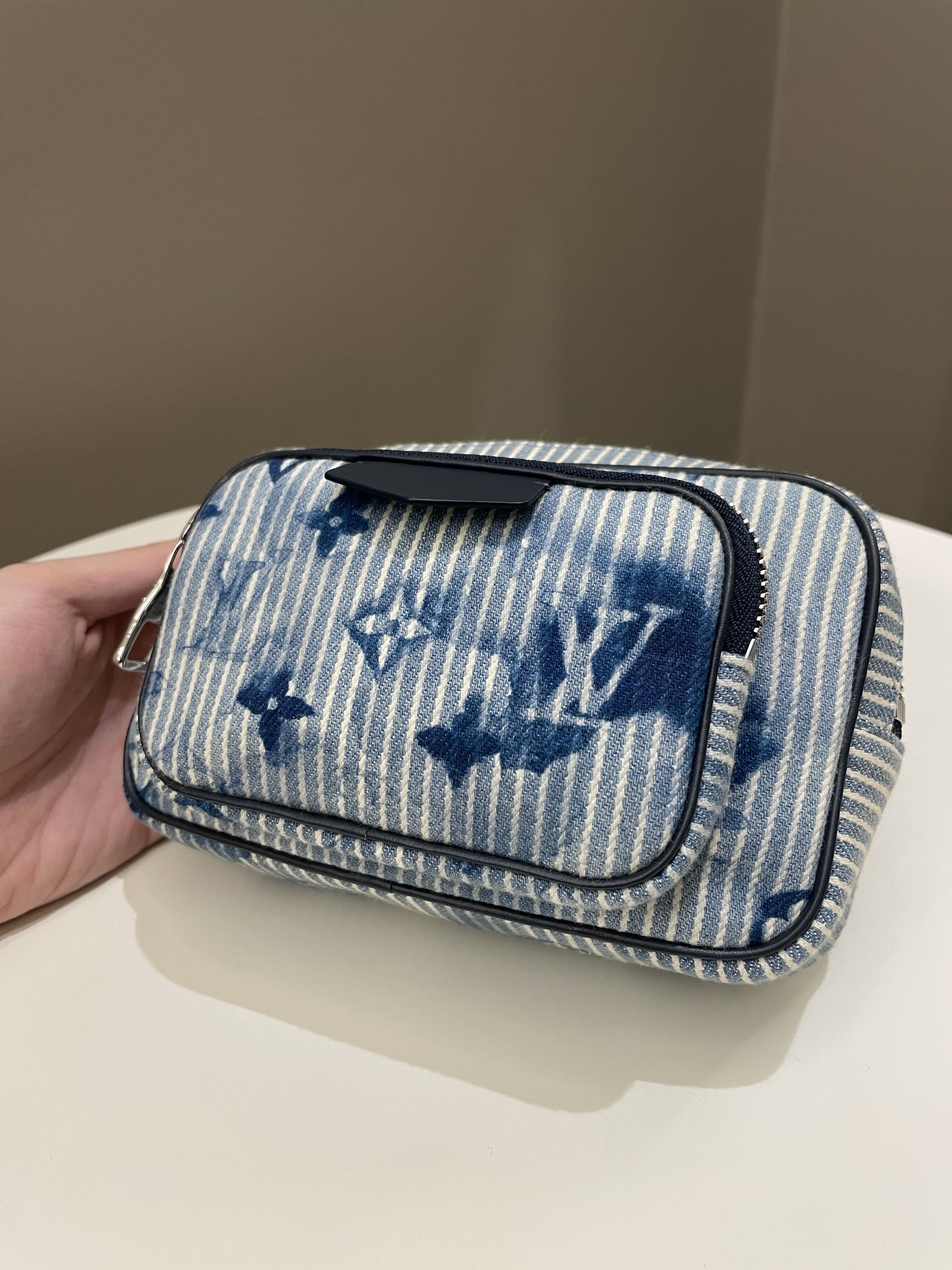 Louis Vuitton Outdoor Pouch Hickory Stripes Denim Watercolor