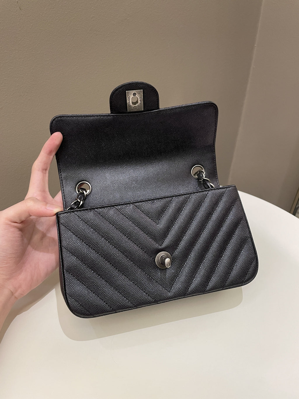 Chanel 17B Classic Chevron Mini Rectangular Black Iridescent Caviar