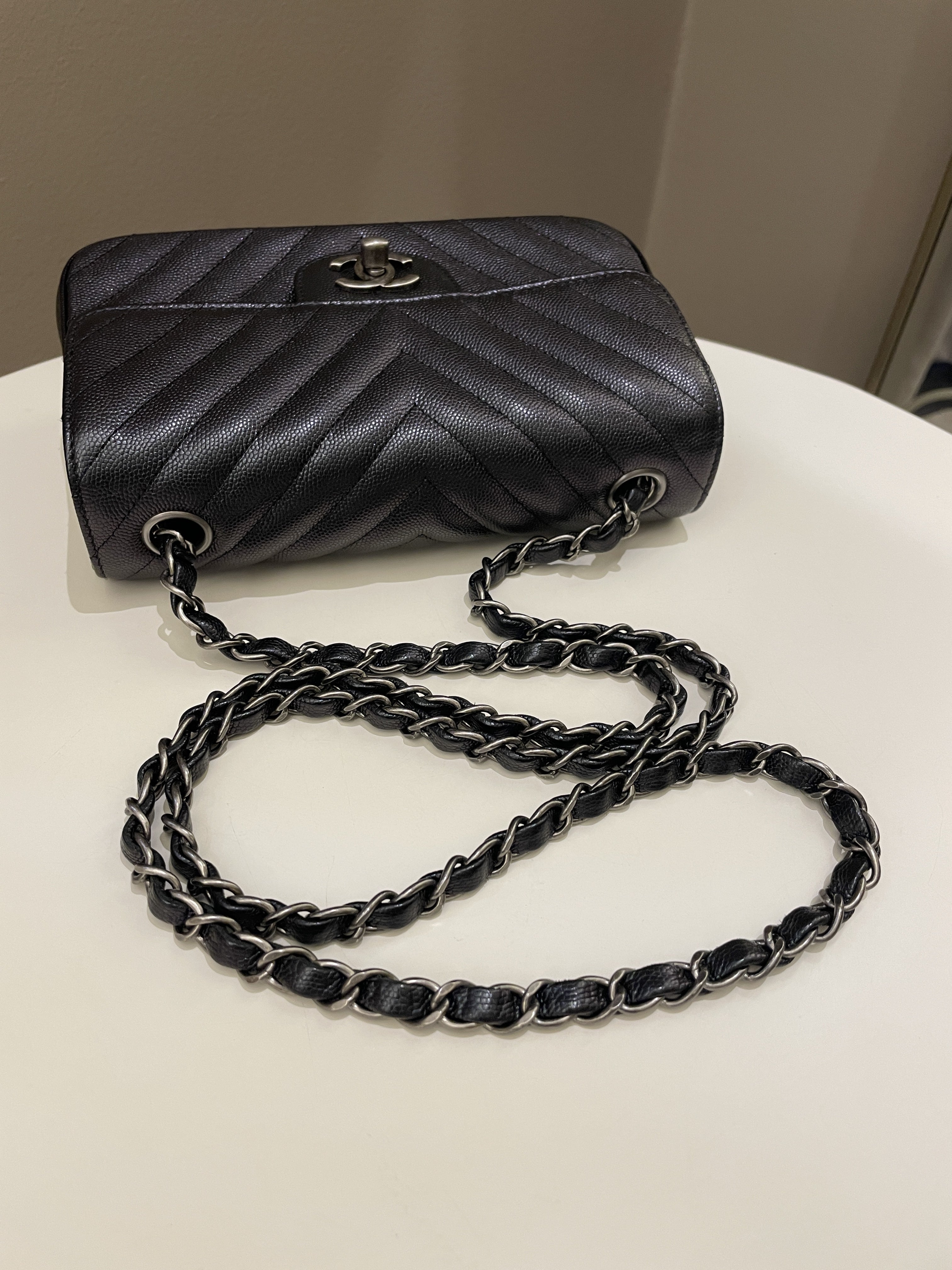 Chanel 17B Classic Chevron Mini Rectangular Black Iridescent Caviar