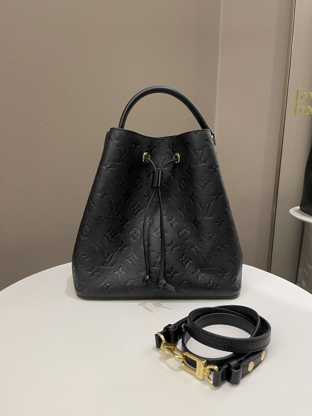 Louis Vuitton Neo Noe Bucket Bag Black Empreinte Leather