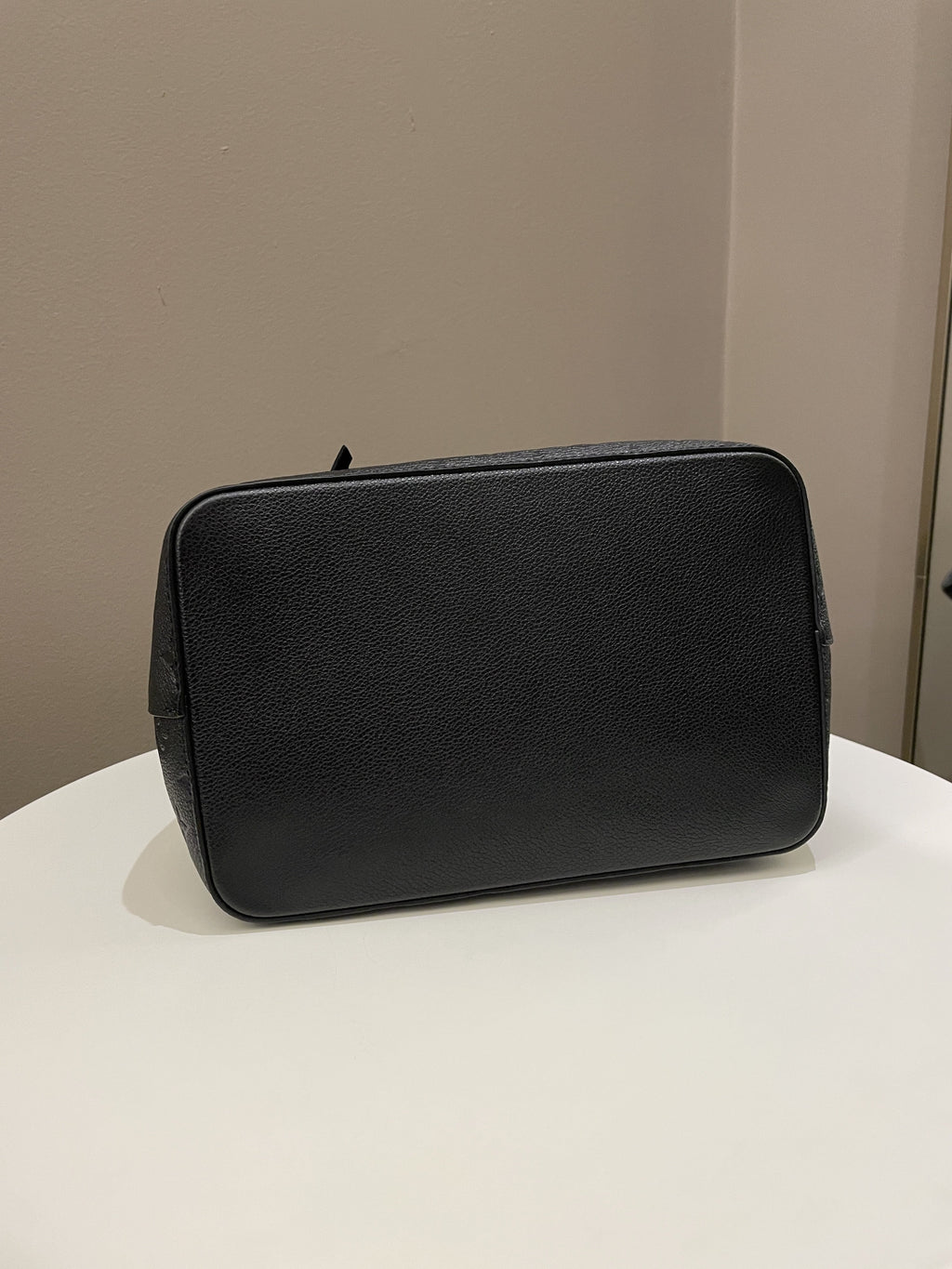 Louis Vuitton Neo Noe Bucket Bag Black Empreinte Leather