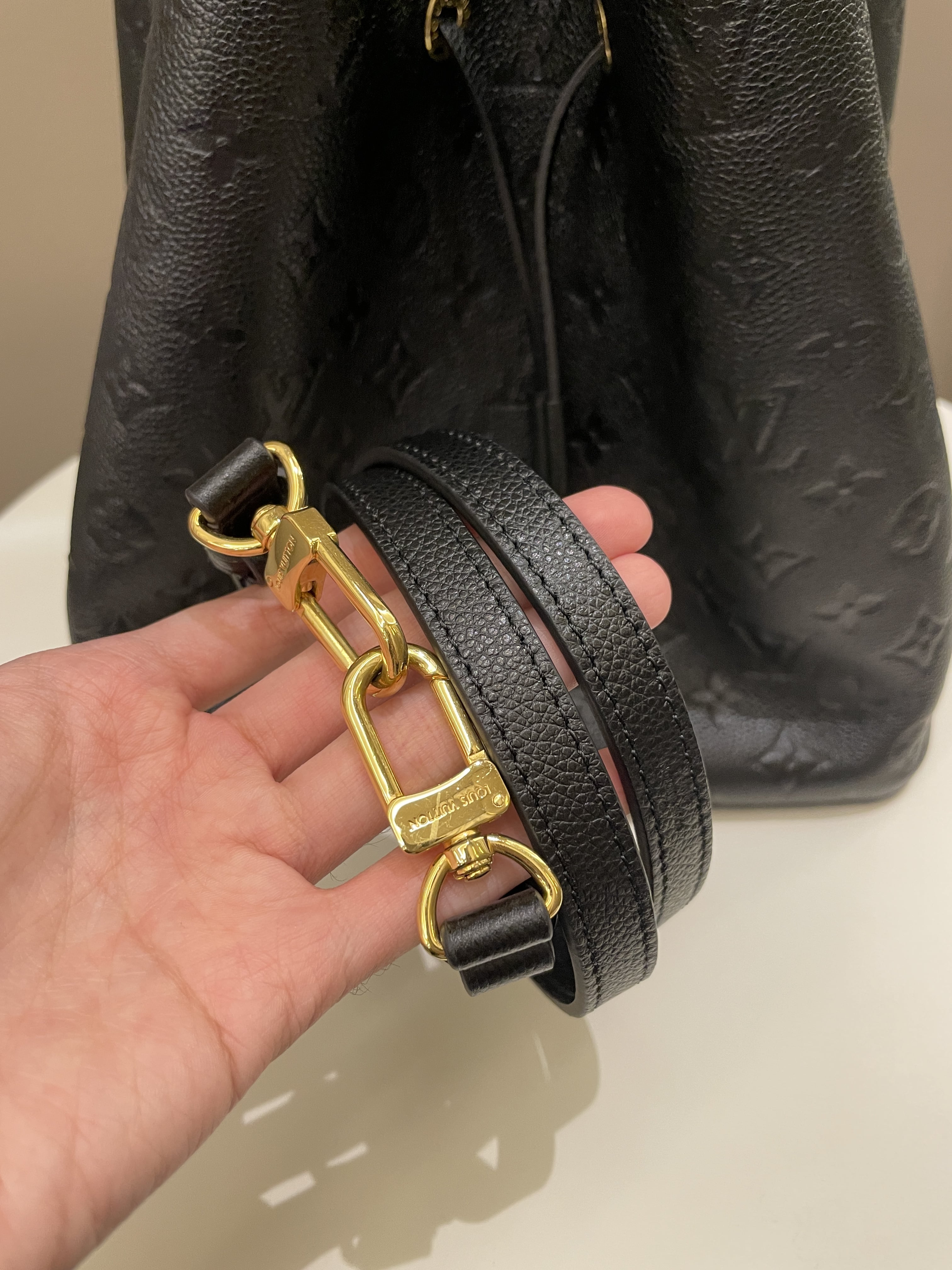 Louis Vuitton Neo Noe Bucket Bag Black Empreinte Leather