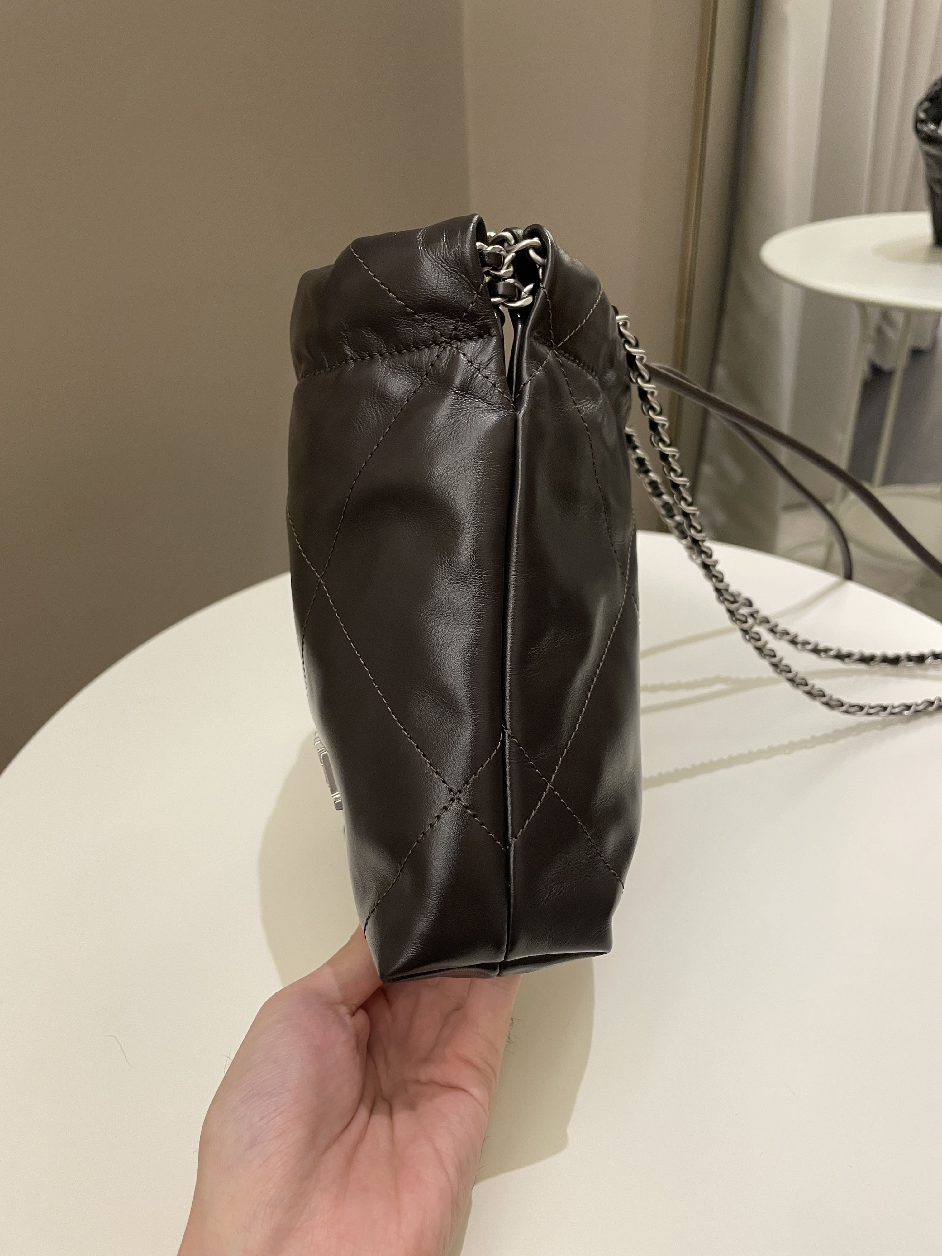 Chanel 22 Mini Dark Ebene Calfskin