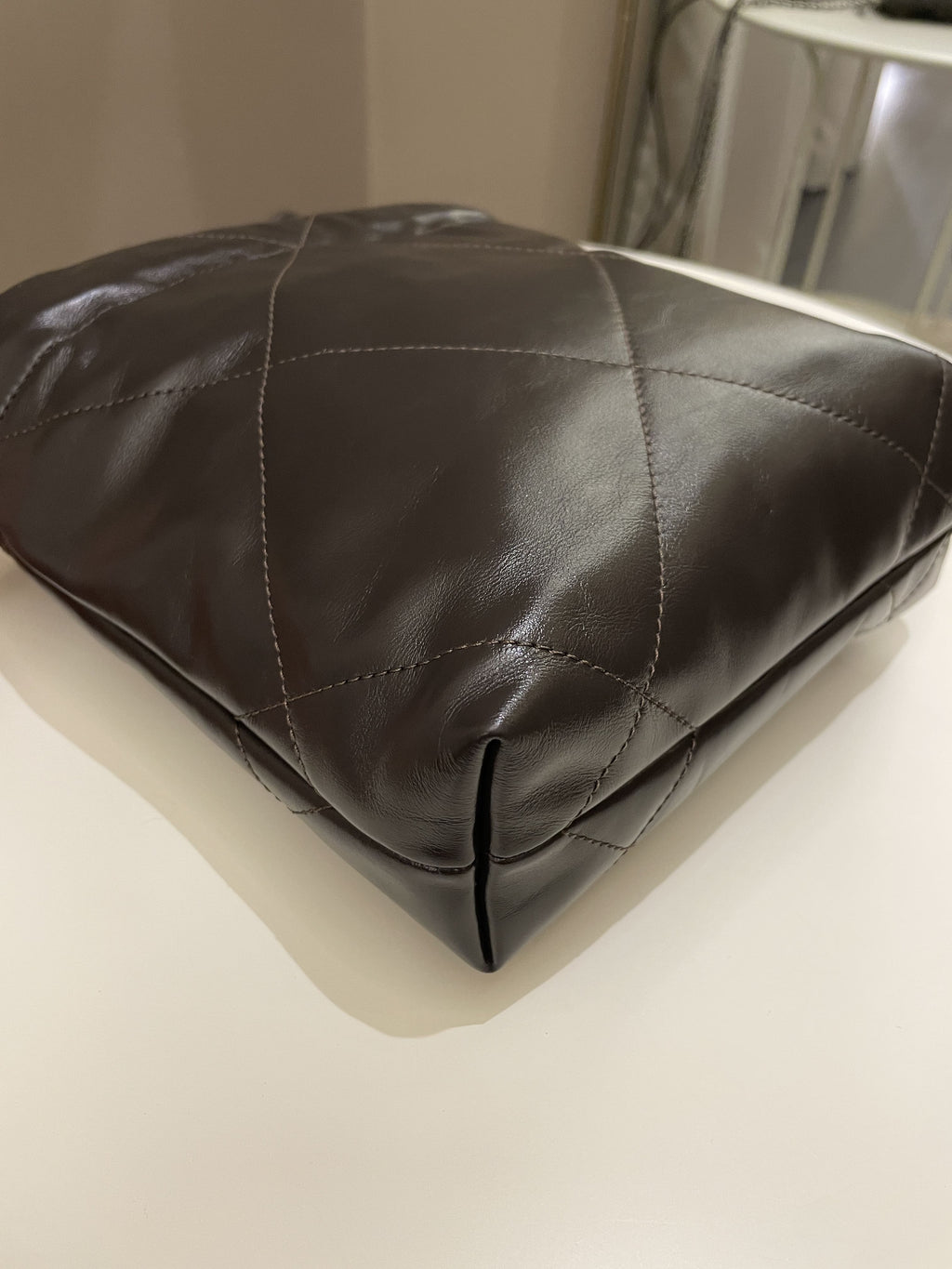 Chanel 22 Mini Dark Ebene Calfskin