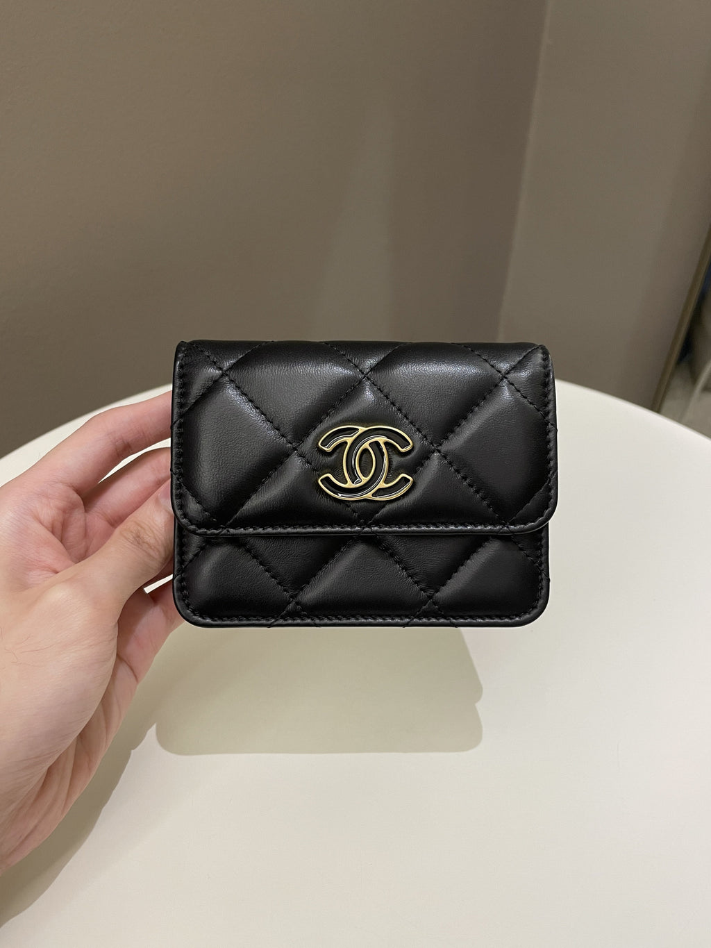 Chanel 22P Pending Belt Clutch Chain Black Lambskin