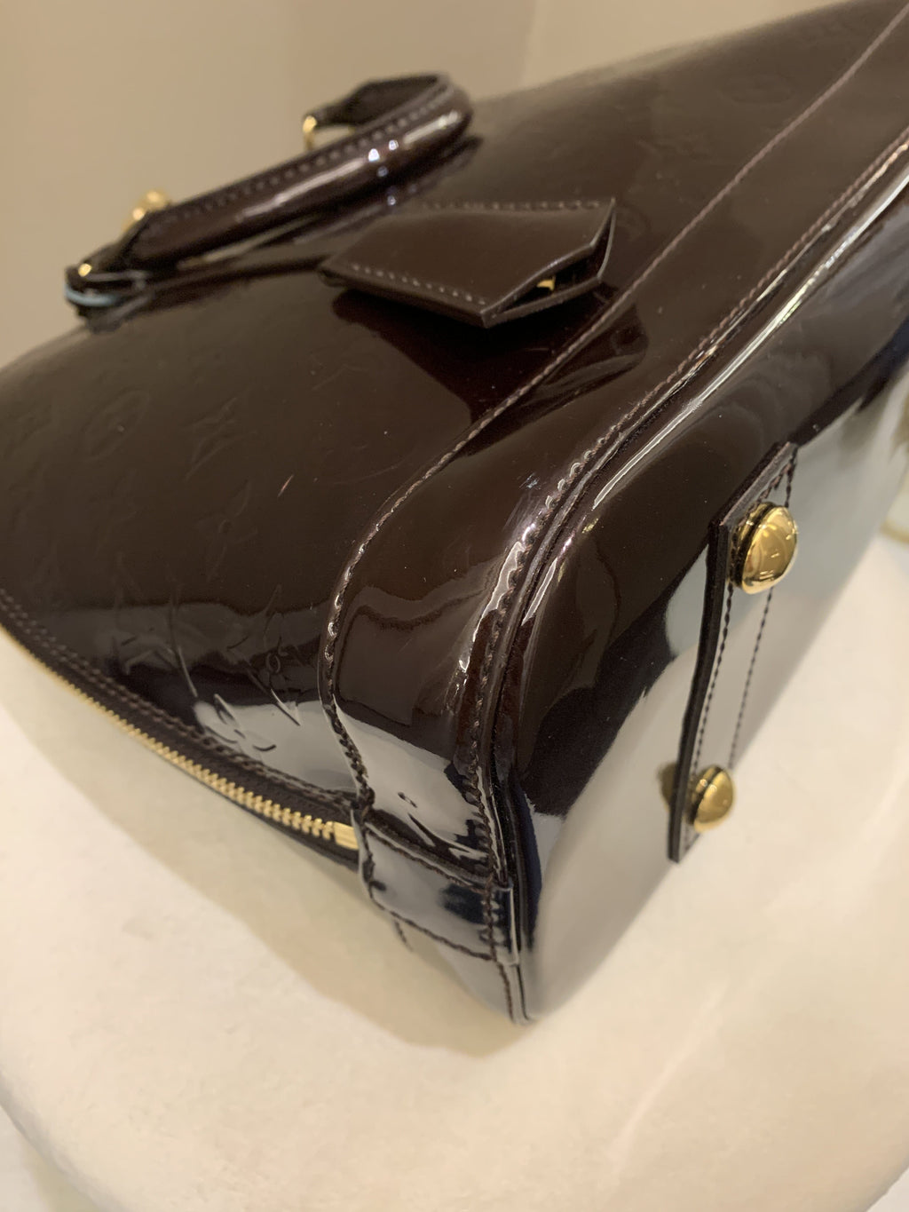 Louis Vuitton Alma Amarante Vernice