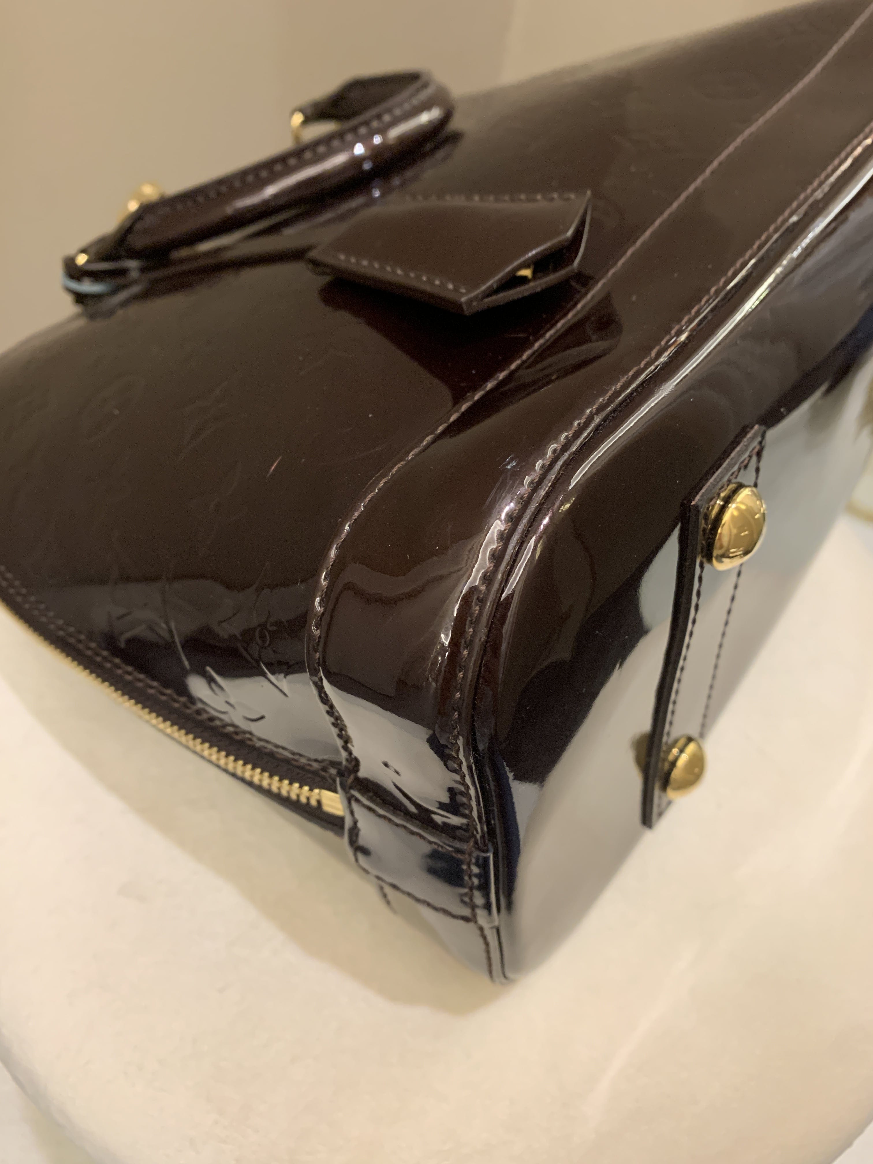 Louis Vuitton Alma Amarante Vernice