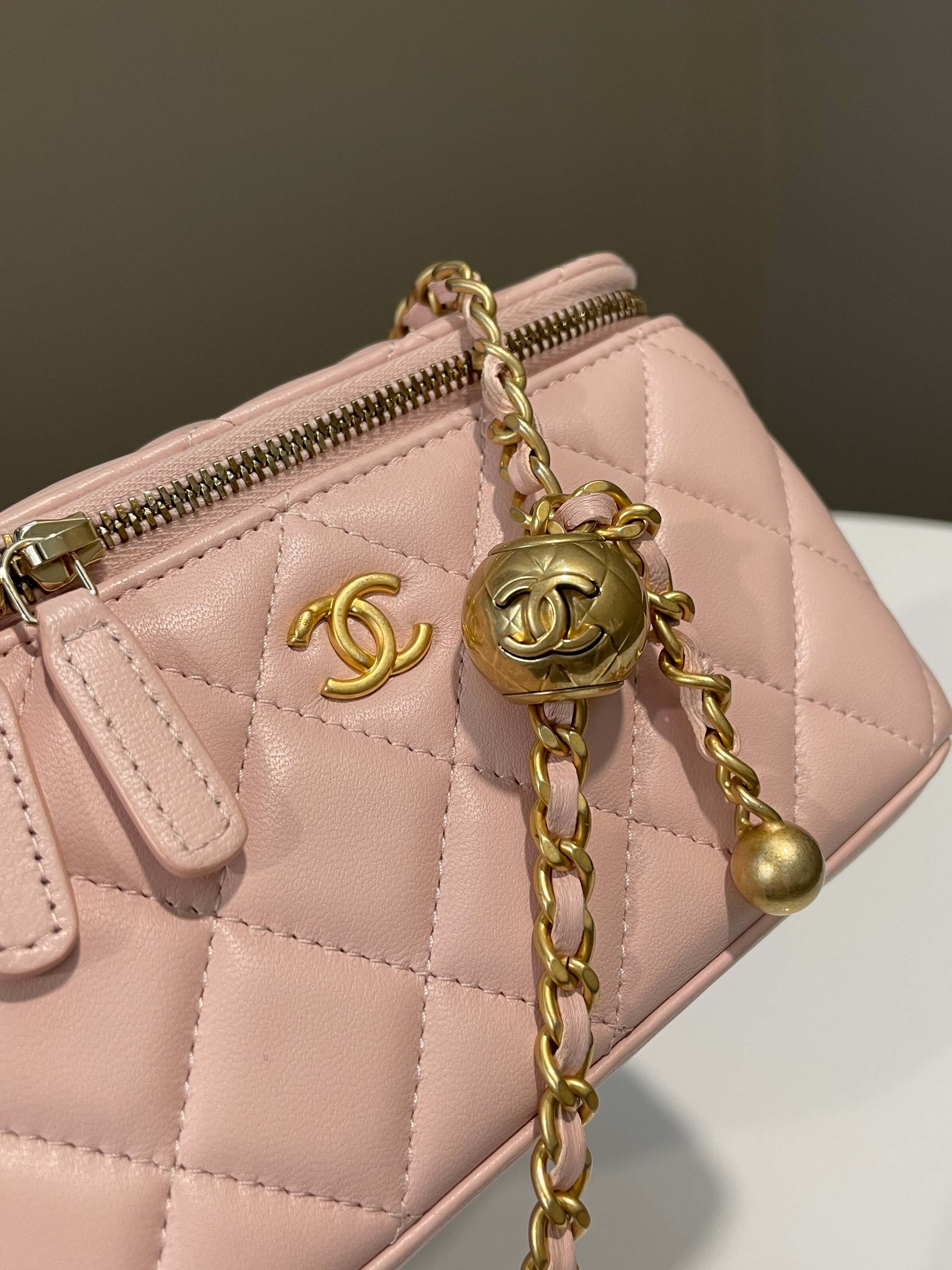 Chanel Pearl Crush Vanity Rectangular Pink Lambskin