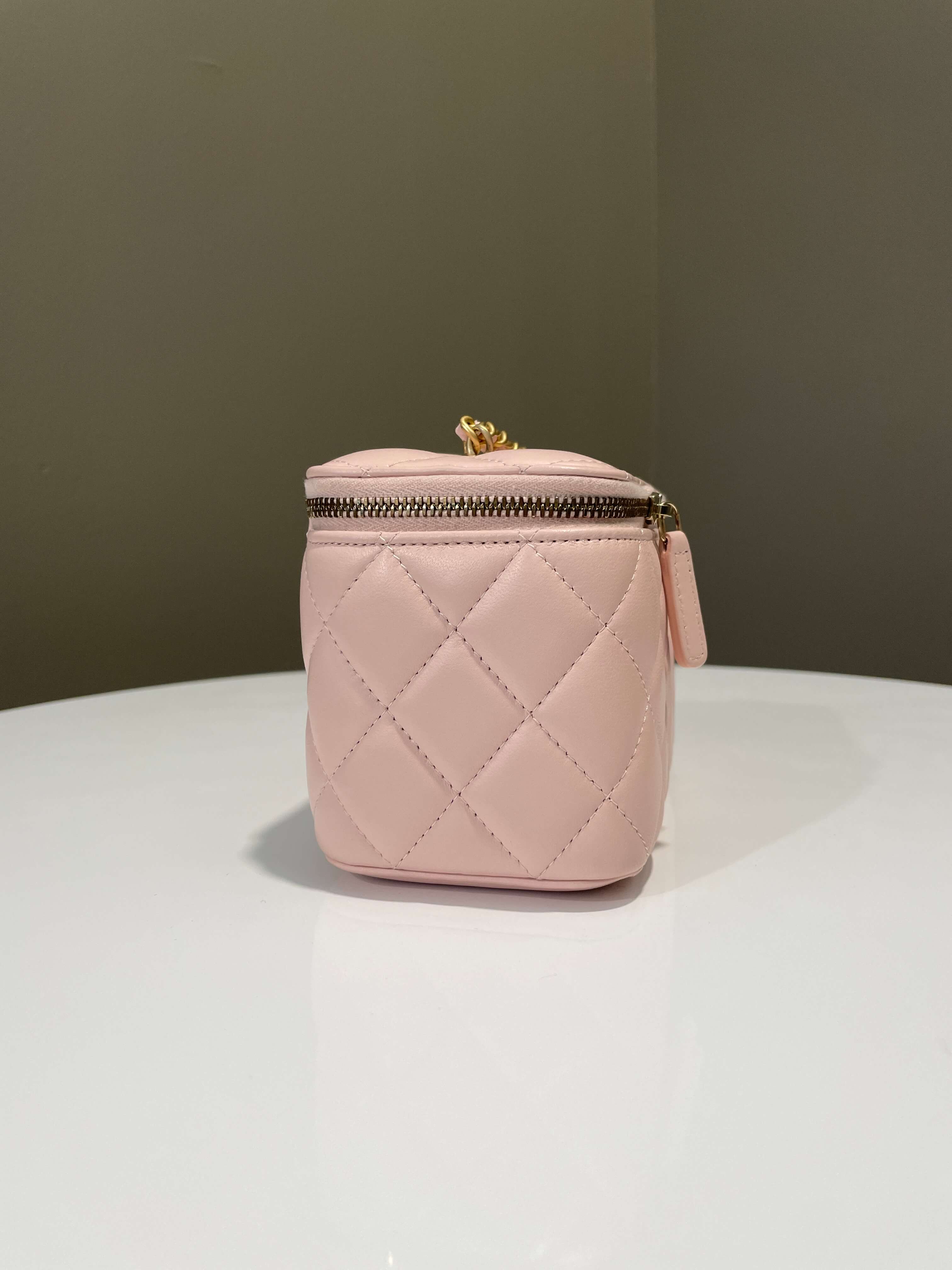 Chanel Pearl Crush Vanity Rectangular Pink Lambskin