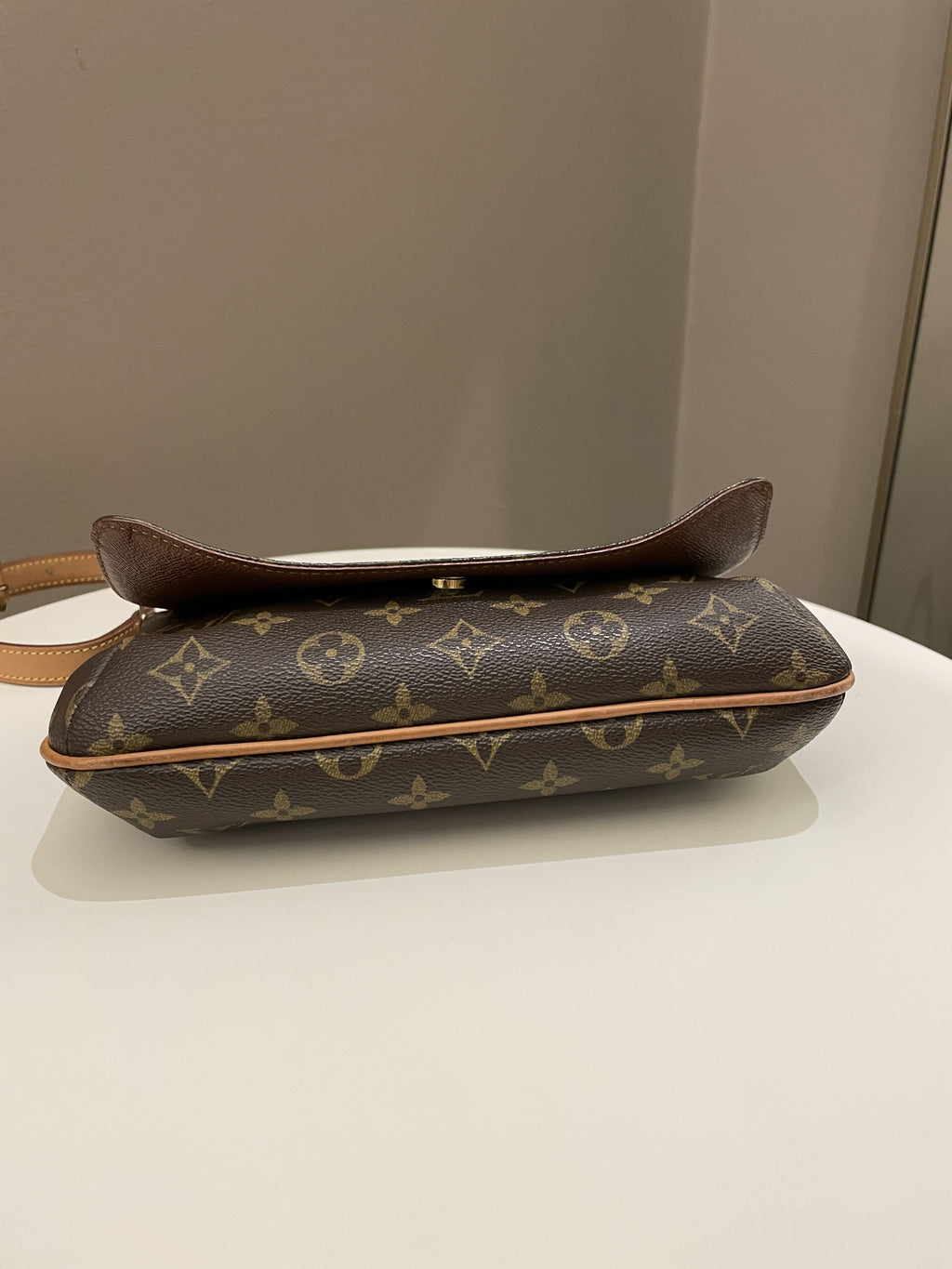 Louis Vuitton Musette Tango Shoulder Bag Monogram