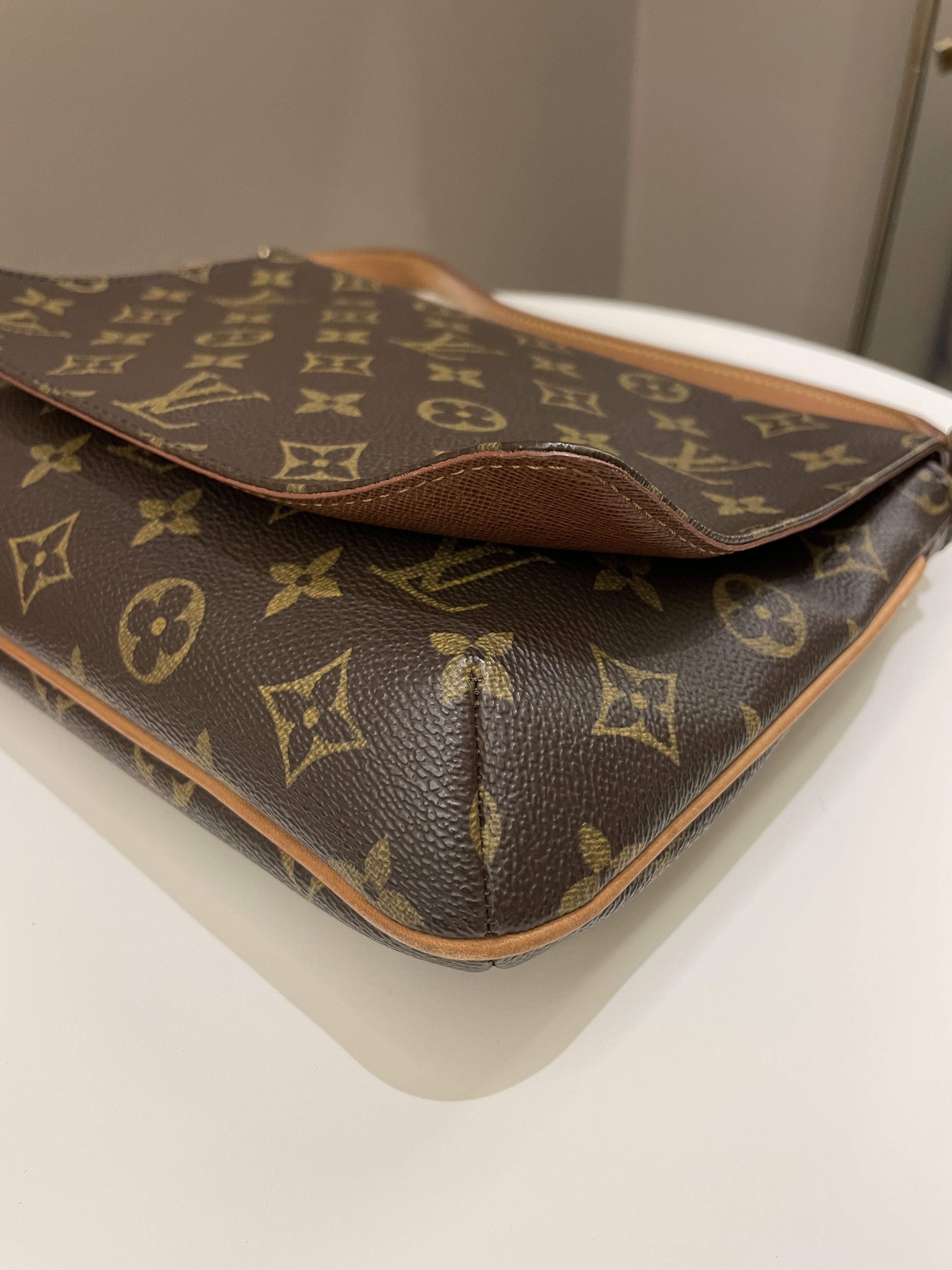 Louis Vuitton Musette Tango Shoulder Bag Monogram
