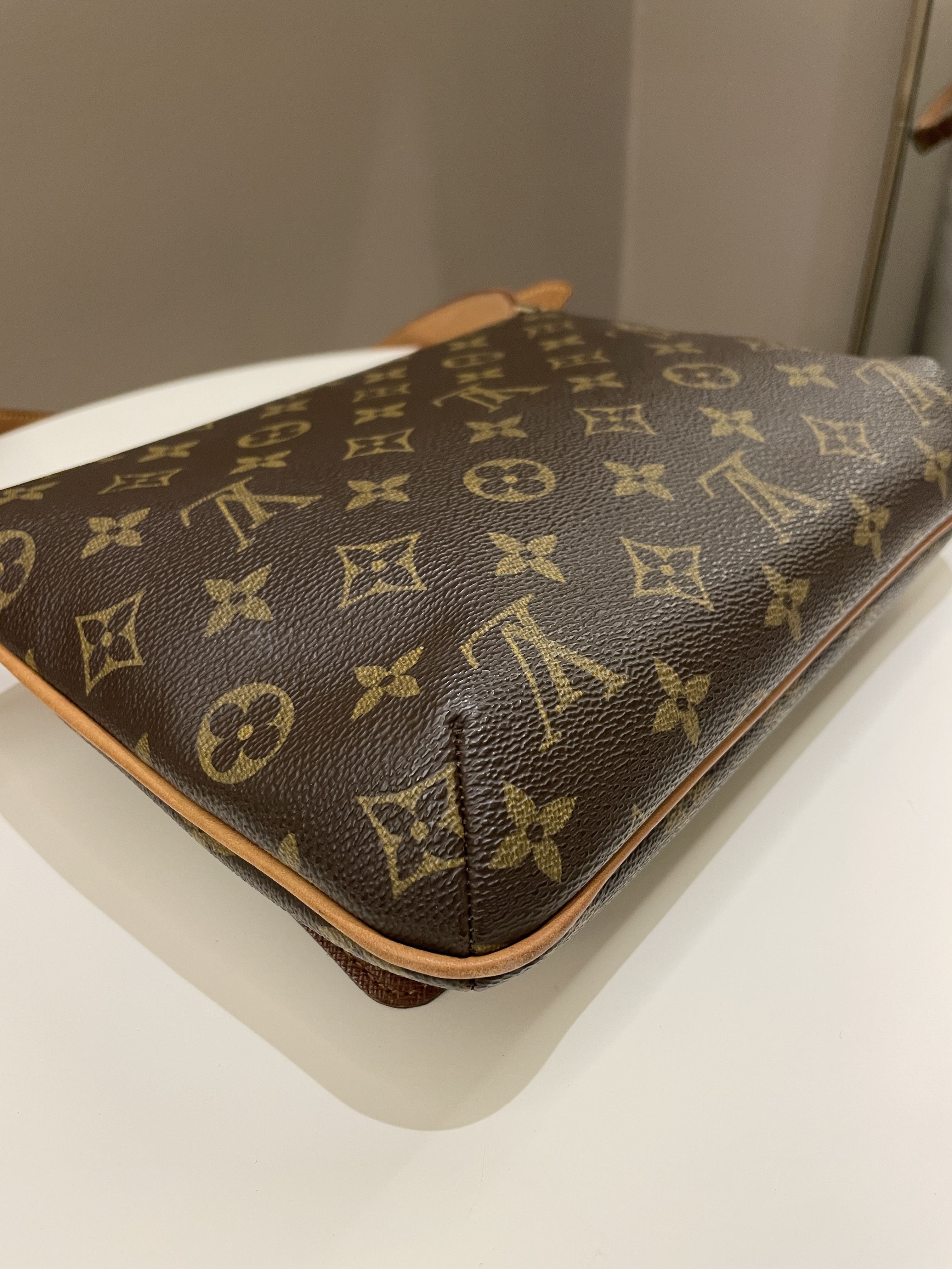 Louis Vuitton Musette Tango Shoulder Bag Monogram