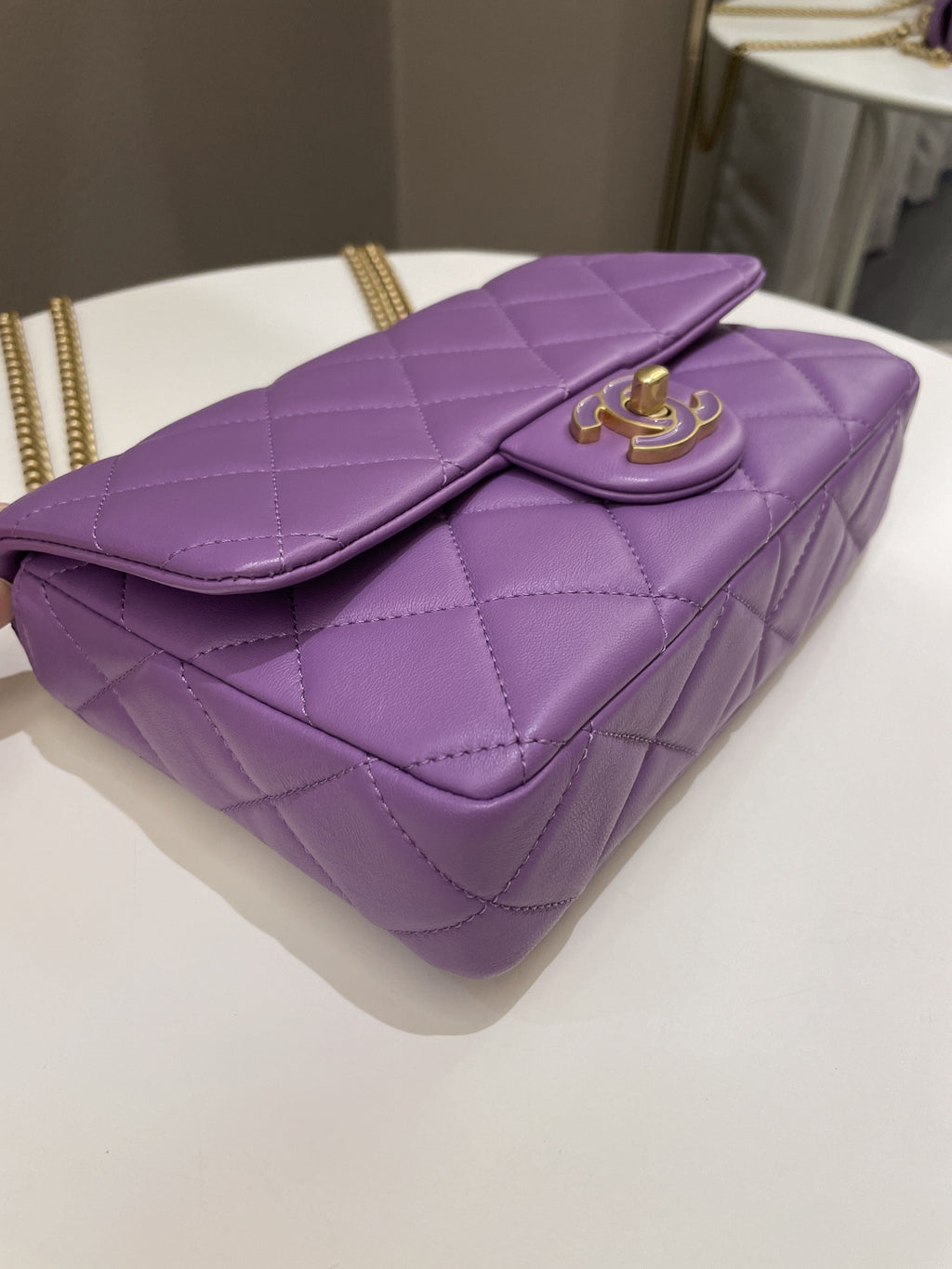 Chanel 22P Pending CC Flap Bag Purple Lambskin Enamel