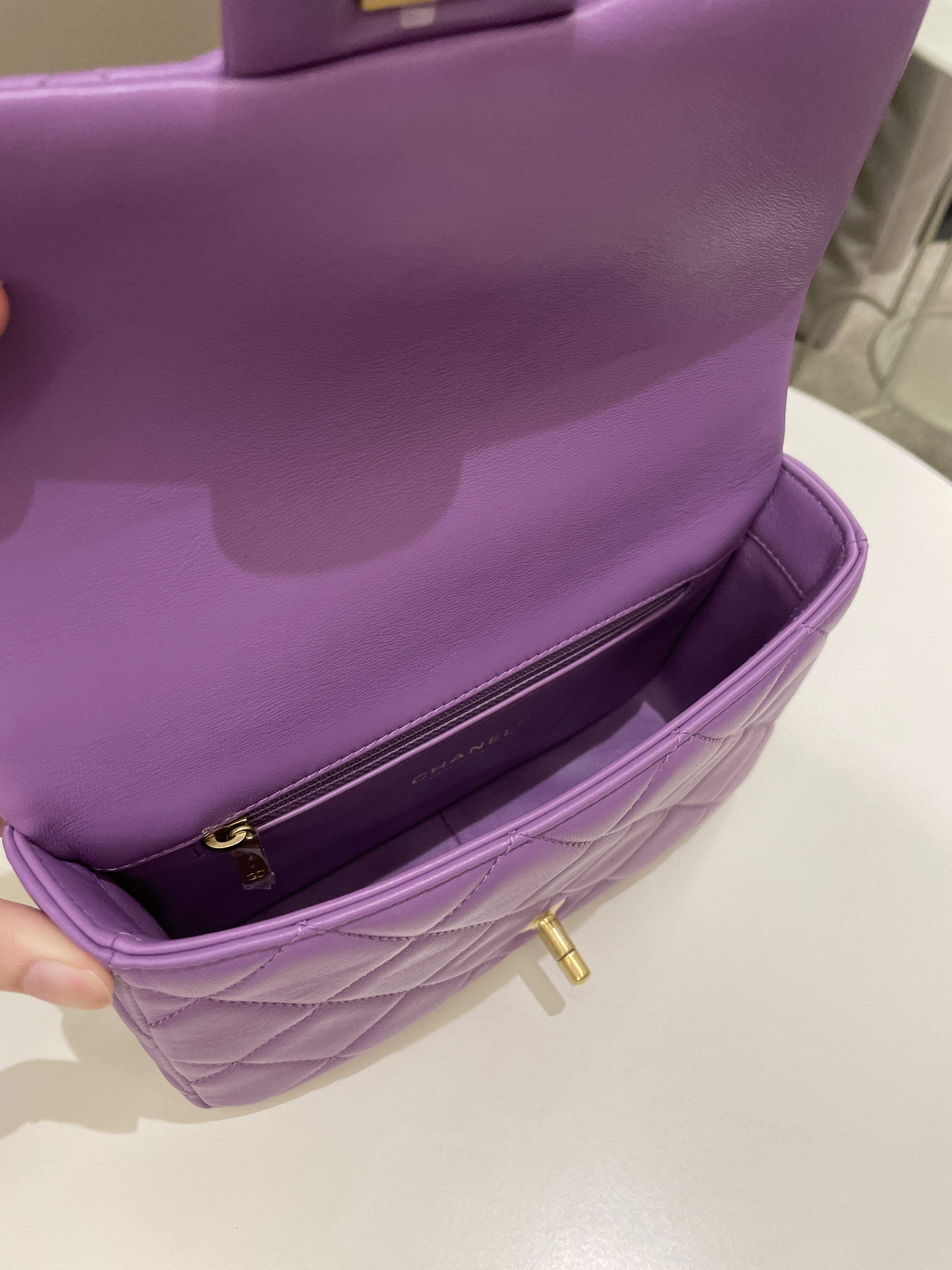 Chanel 22P Pending CC Flap Bag Purple Lambskin Enamel