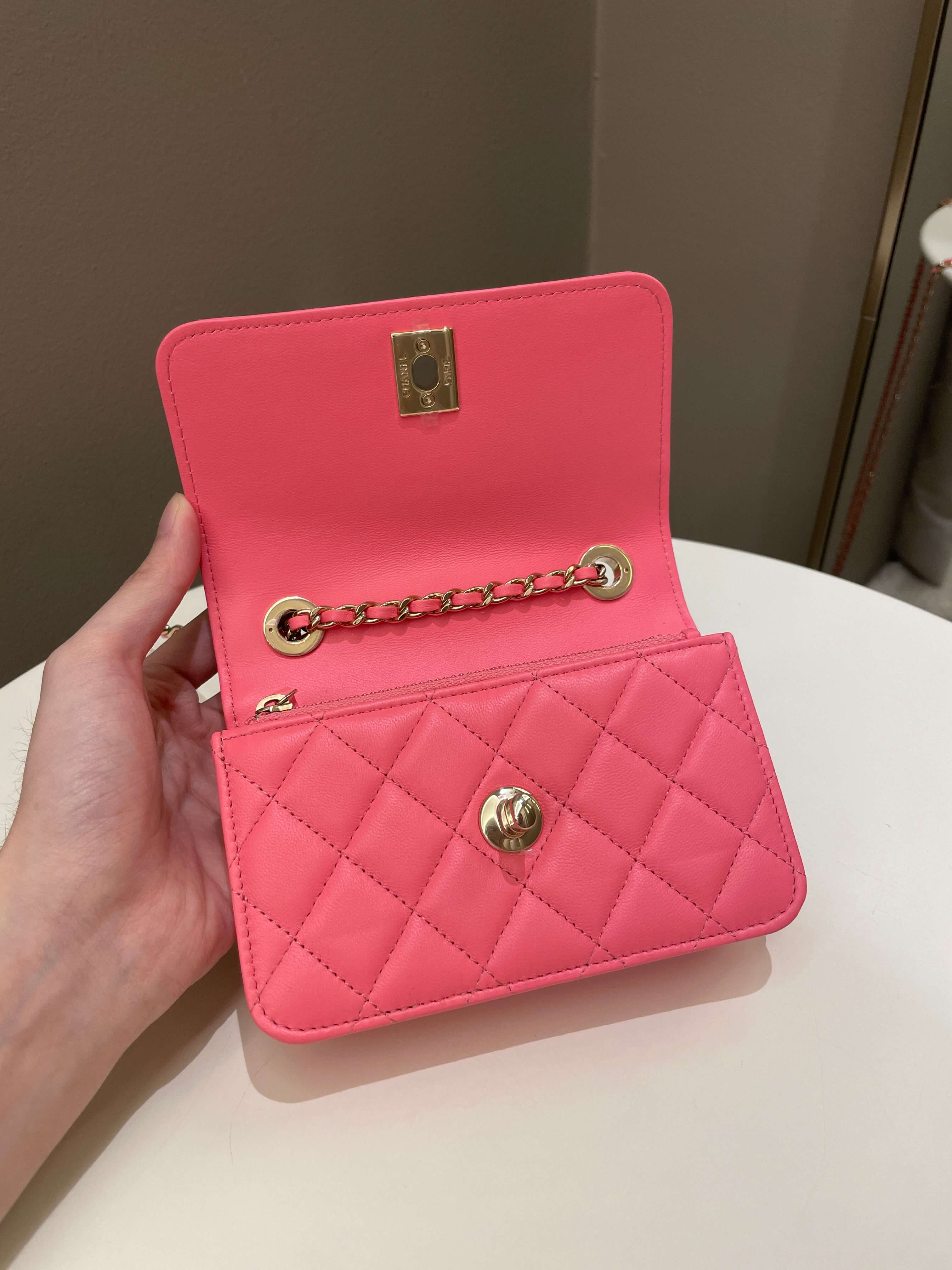 Chanel Trendy CC Clutch with Chain Pink
