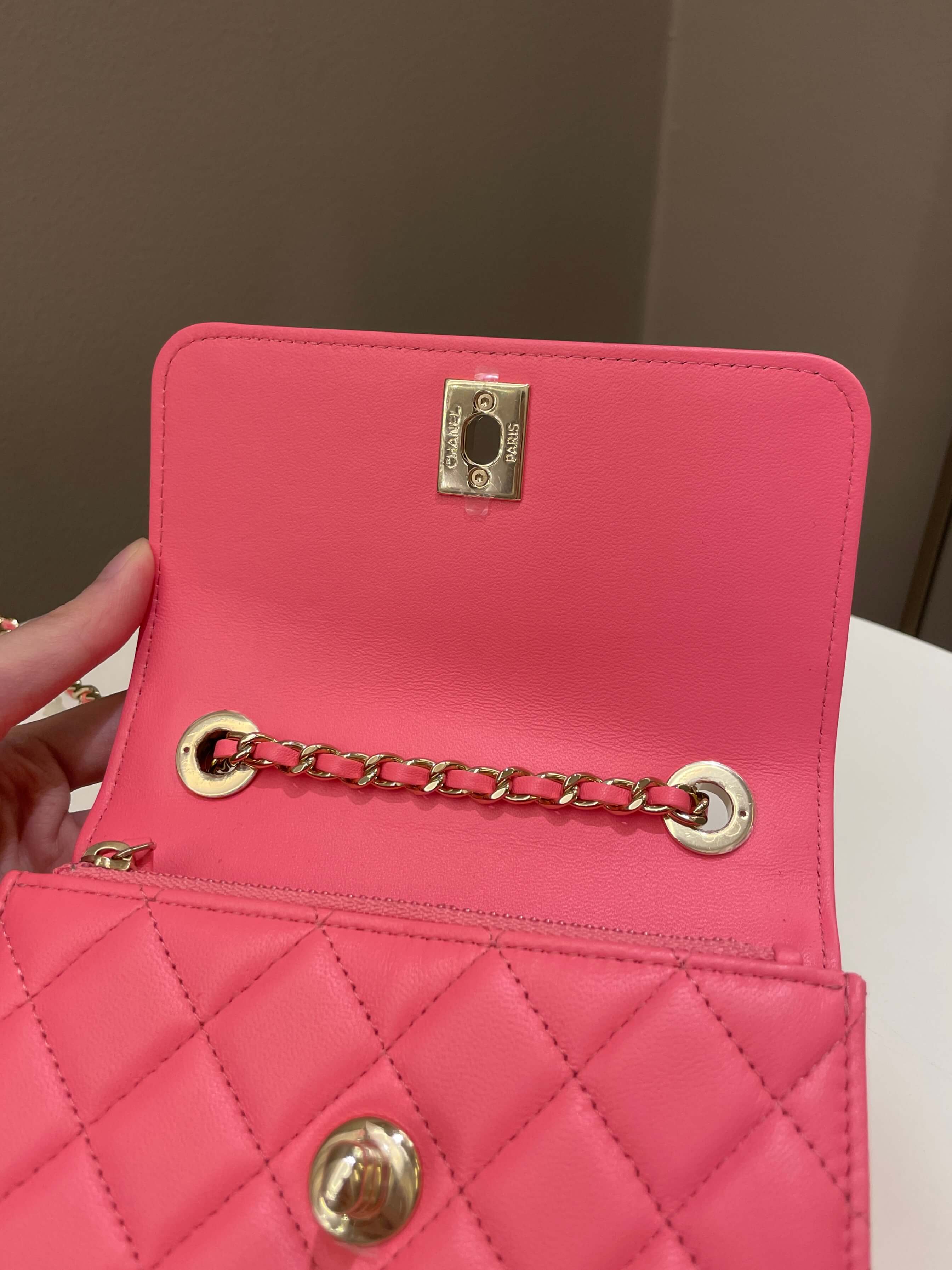 Chanel Trendy CC Clutch with Chain Pink