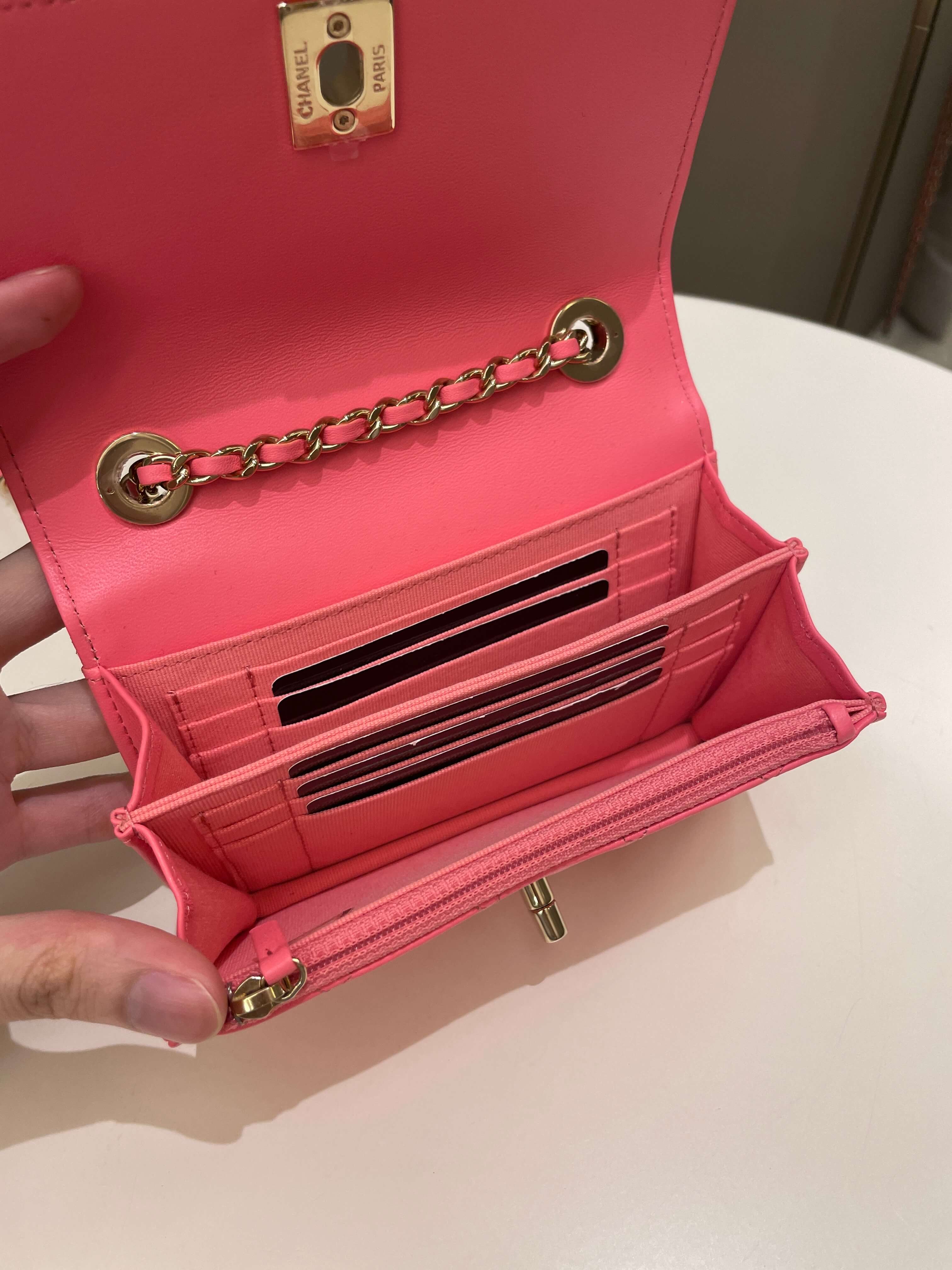 Chanel Trendy CC Clutch with Chain Pink