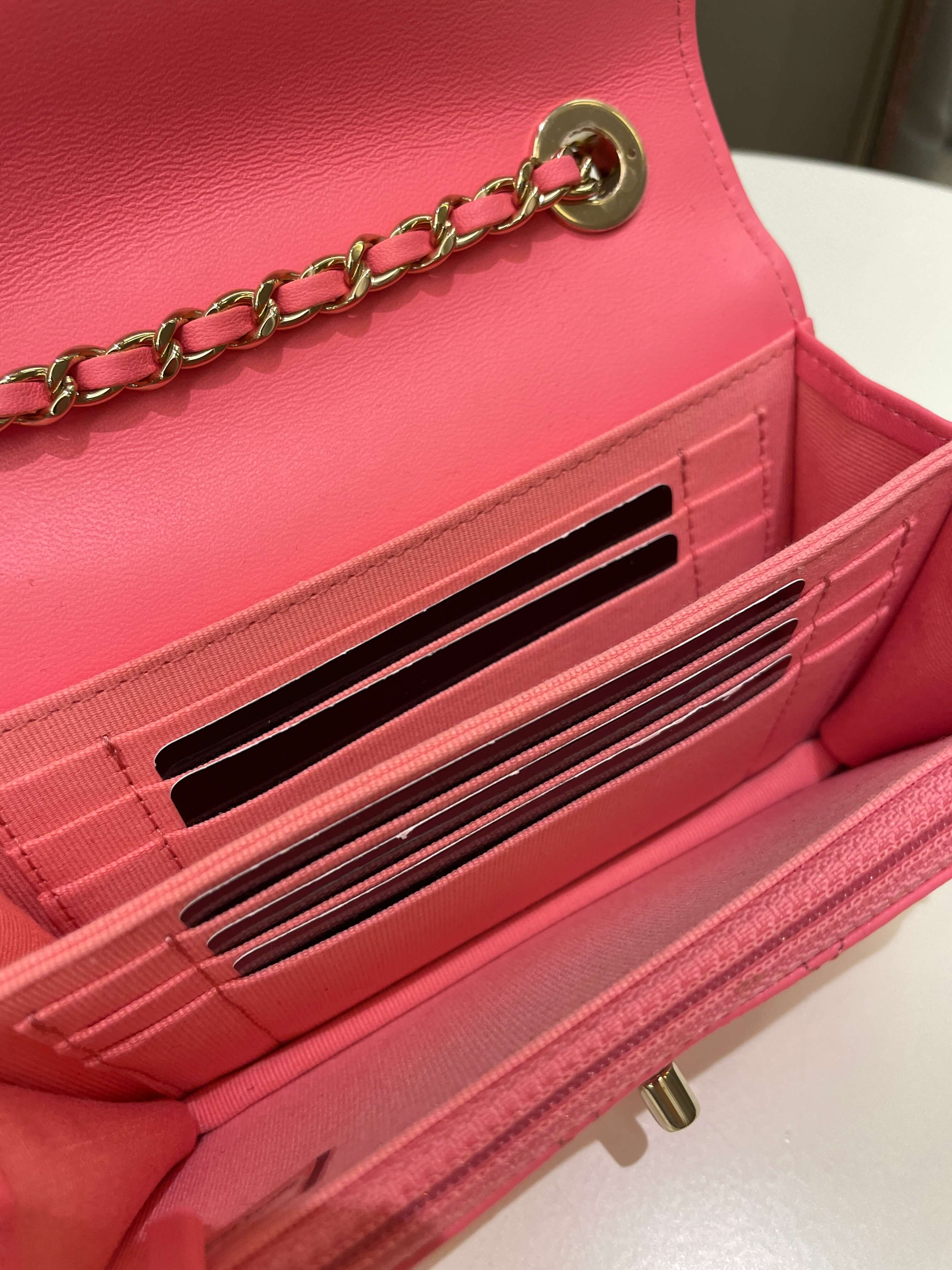 Chanel Trendy CC Clutch with Chain Pink