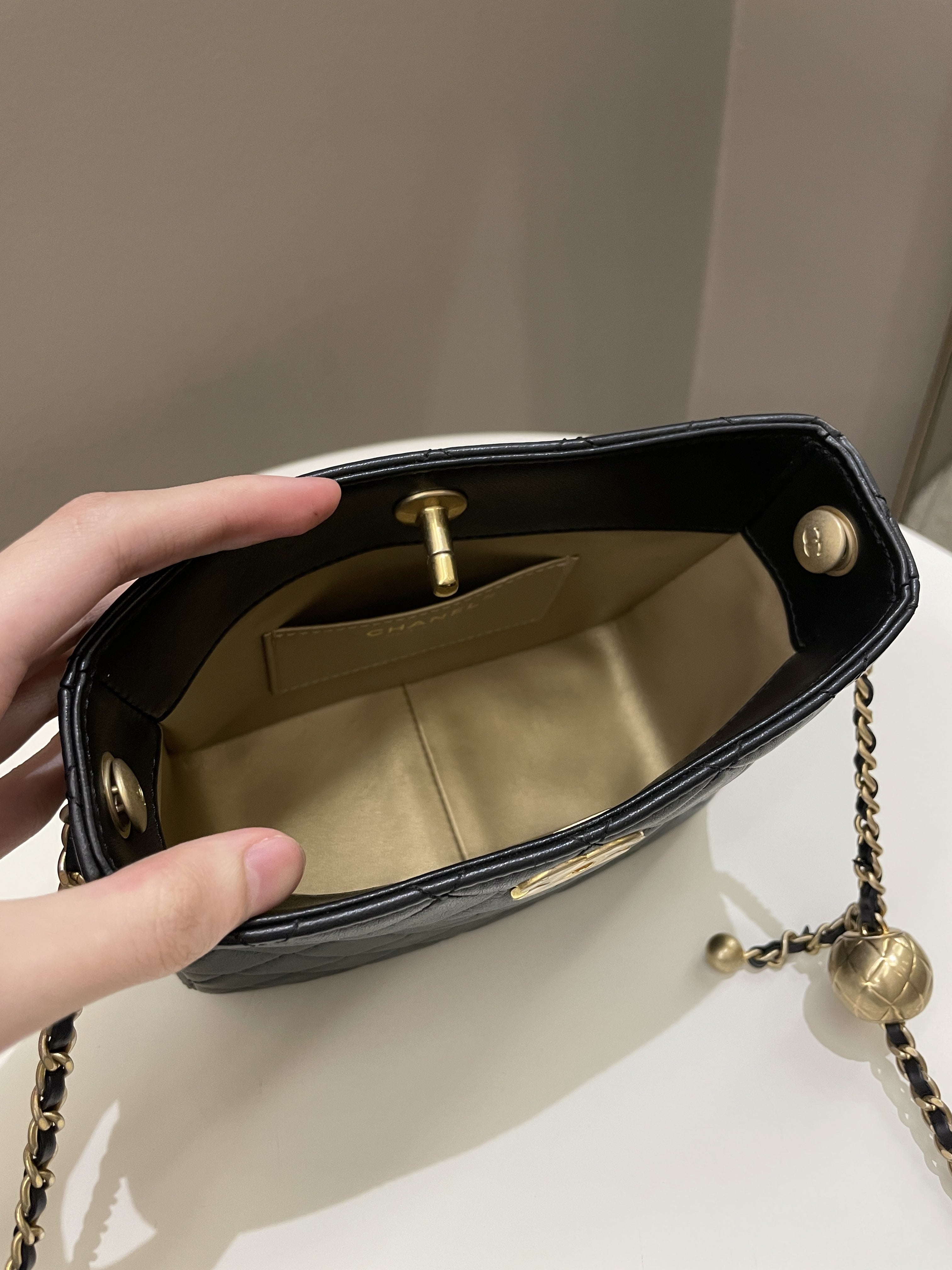 Chanel Hobo Pearl Crush Black Lambskin