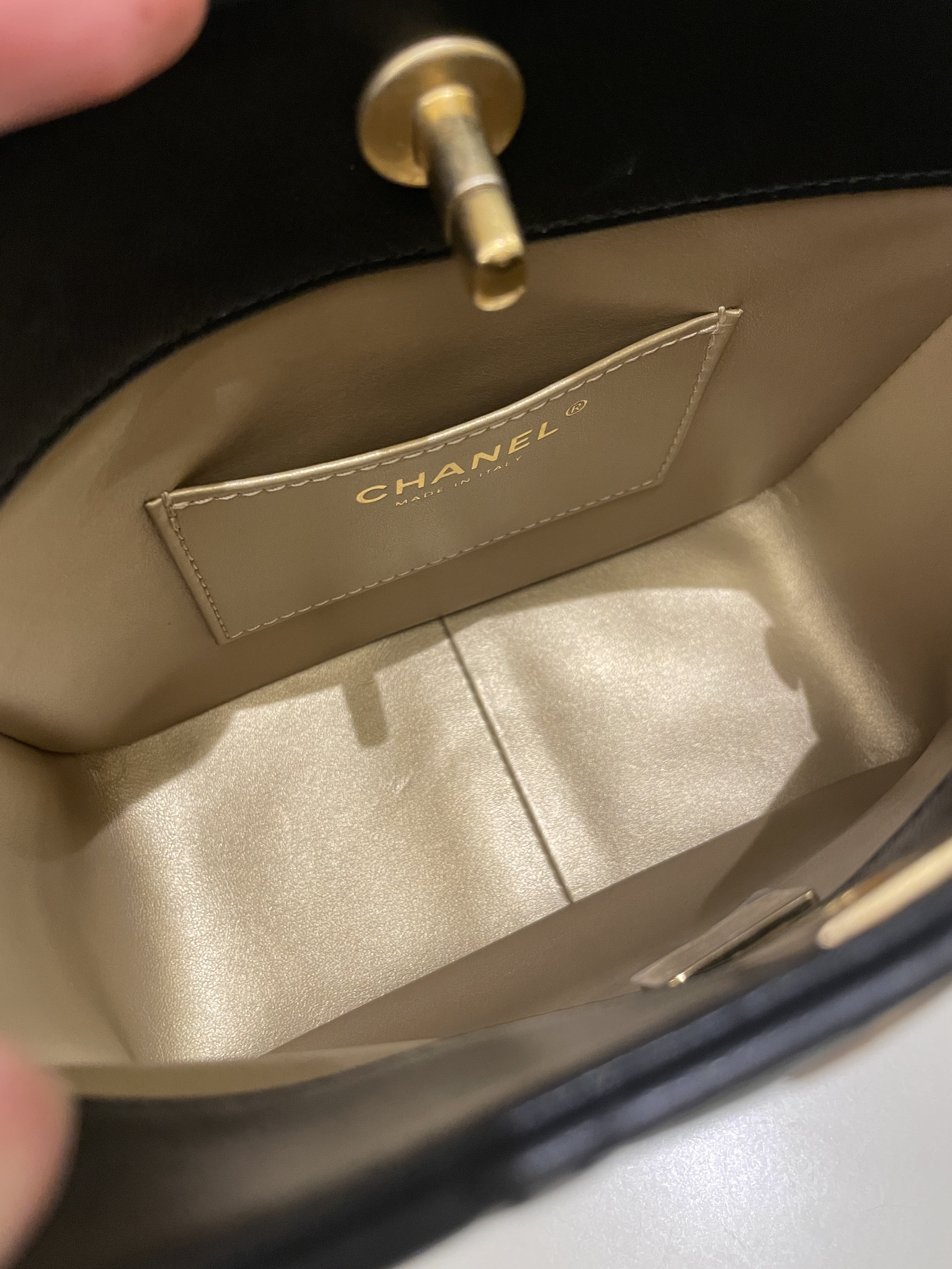 Chanel Hobo Pearl Crush Black Lambskin