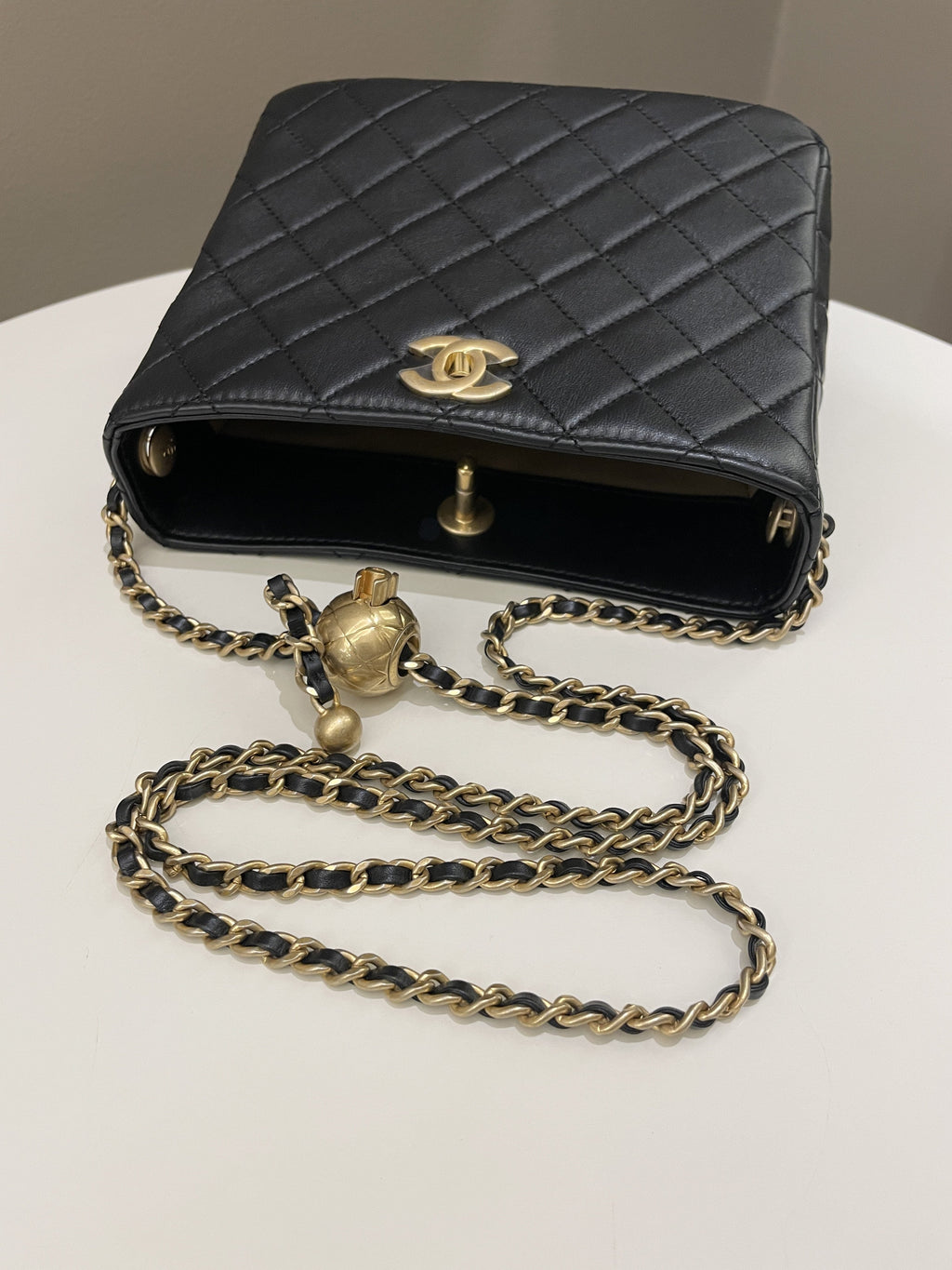 Chanel Hobo Pearl Crush Black Lambskin