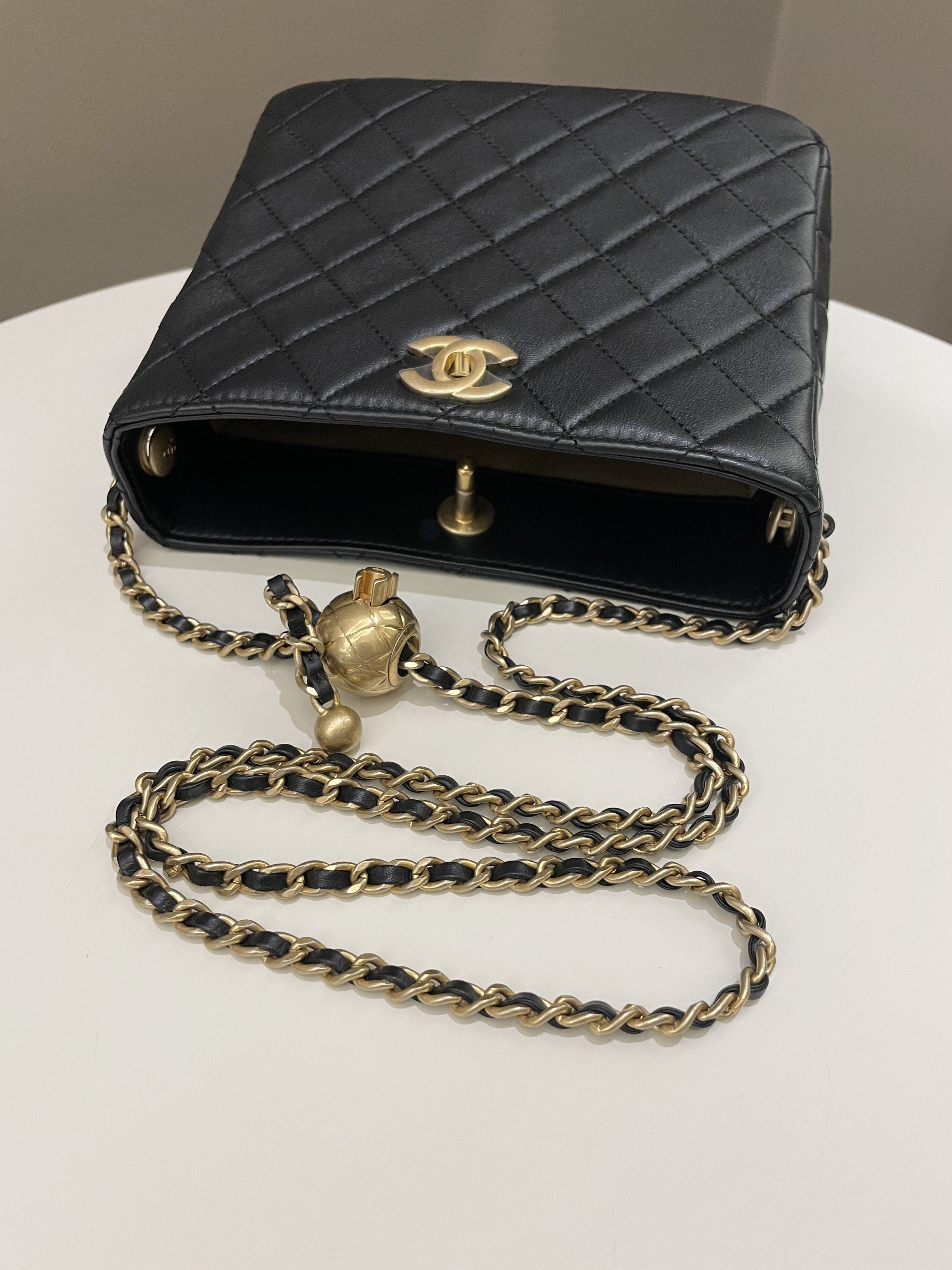 Chanel Hobo Pearl Crush Black Lambskin